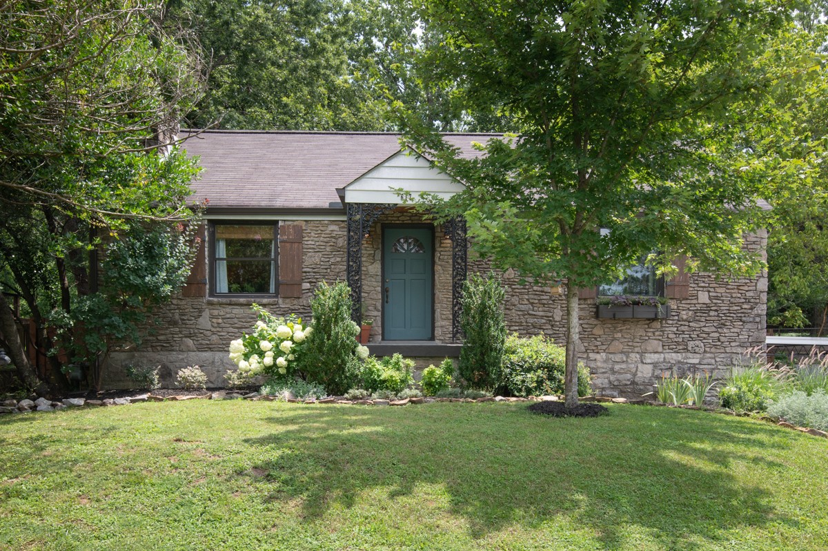 617 Skyview Dr
