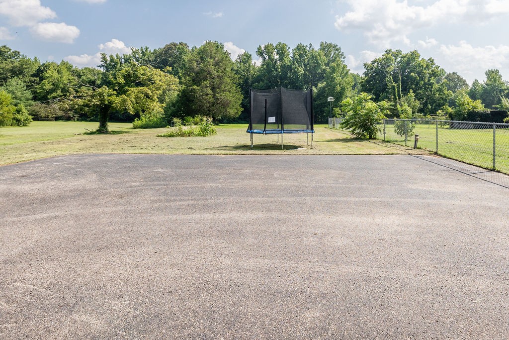 3717 Old Clarksville Pike