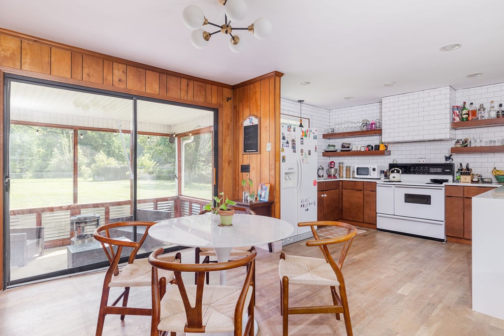 3717 Old Clarksville Pike