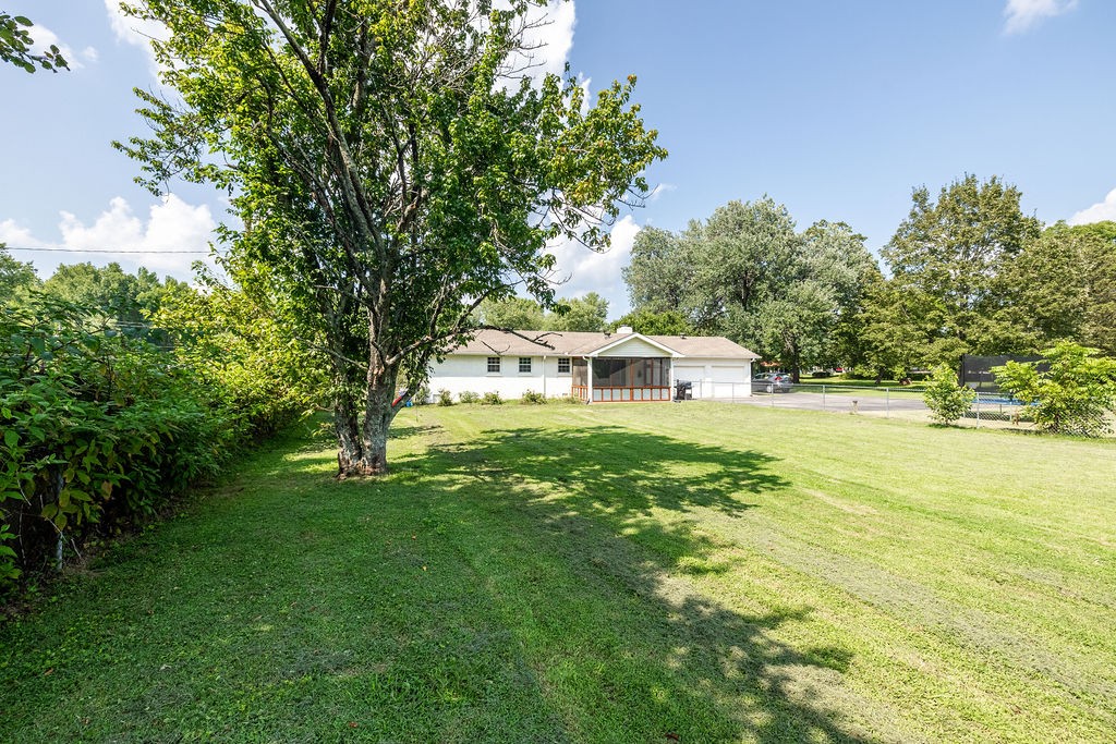 3717 Old Clarksville Pike