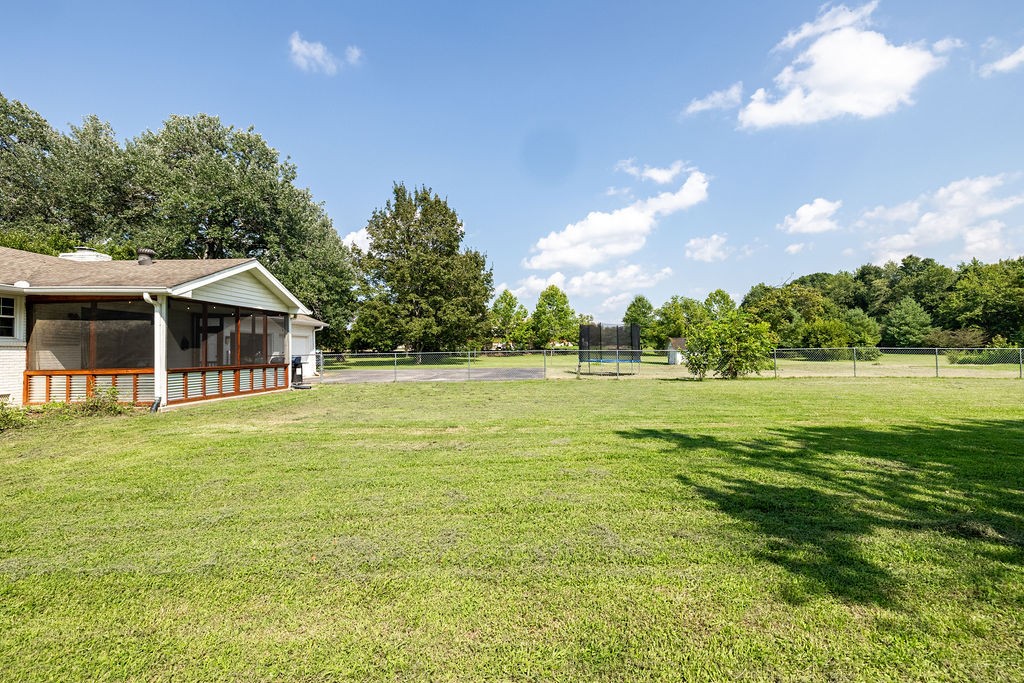 3717 Old Clarksville Pike