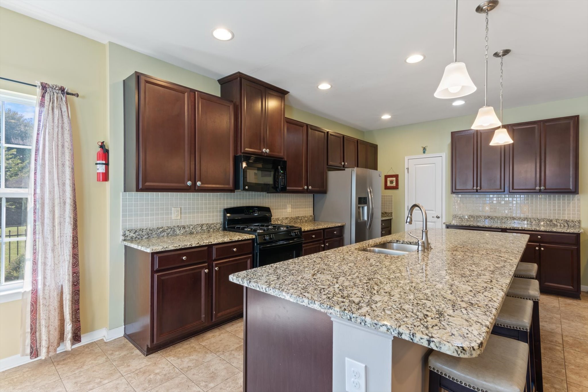 1314 Amboress Ln