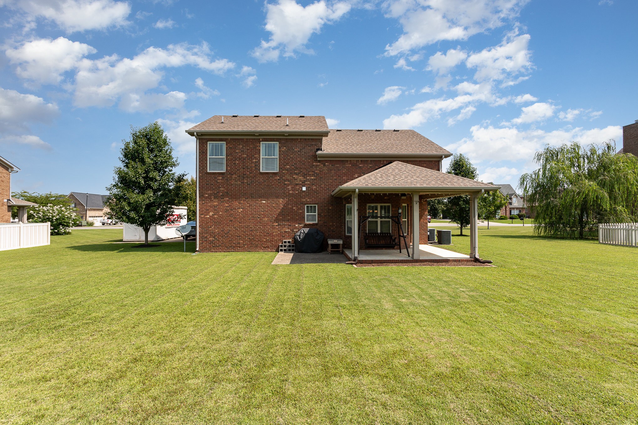 1327 Alamo Ave