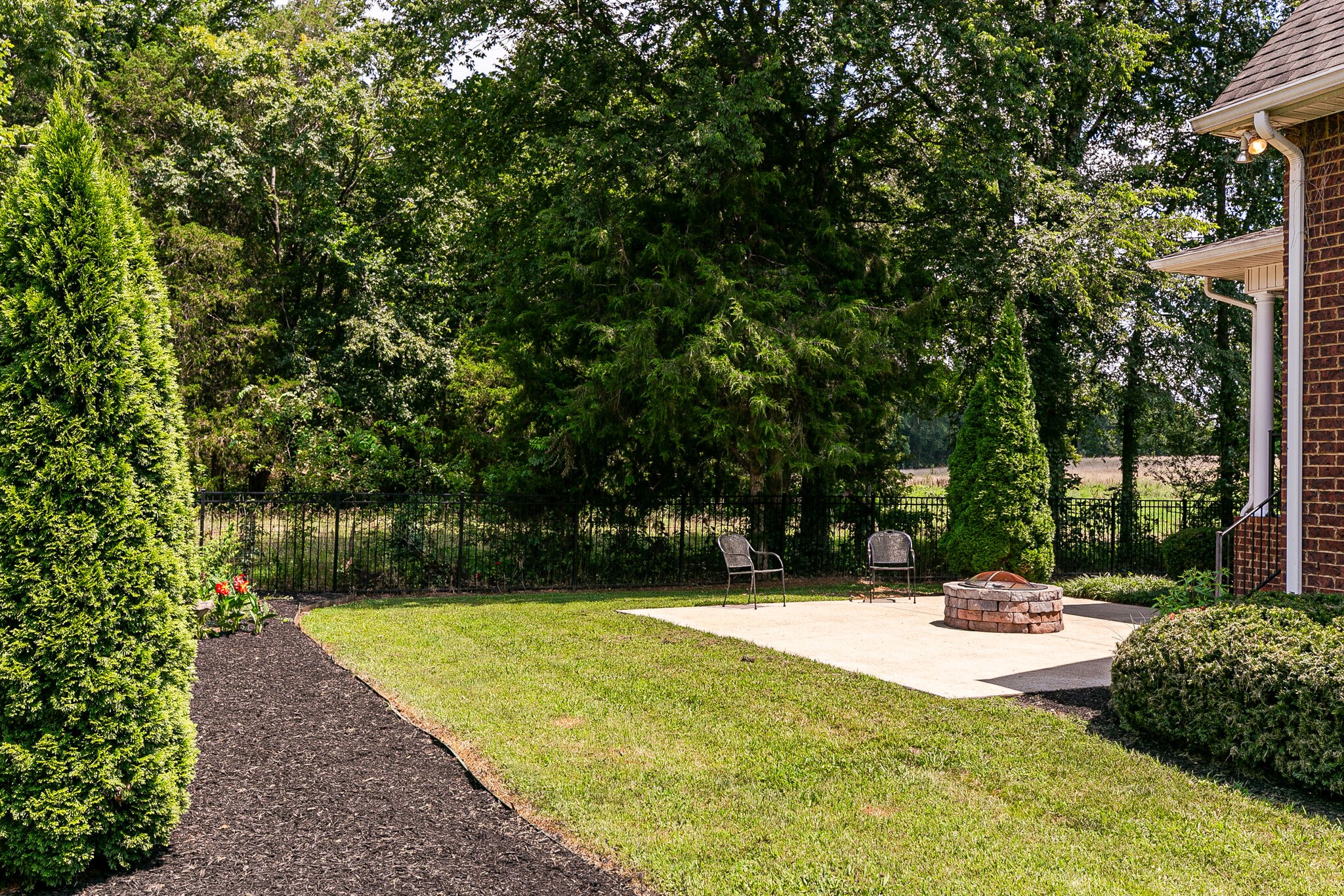 216 Old Orchard Dr