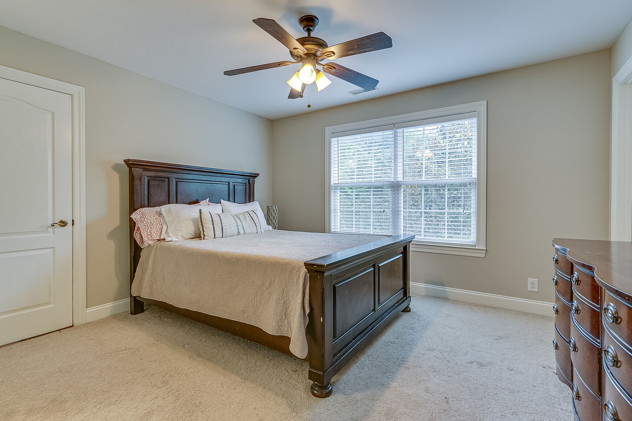 216 Old Orchard Dr