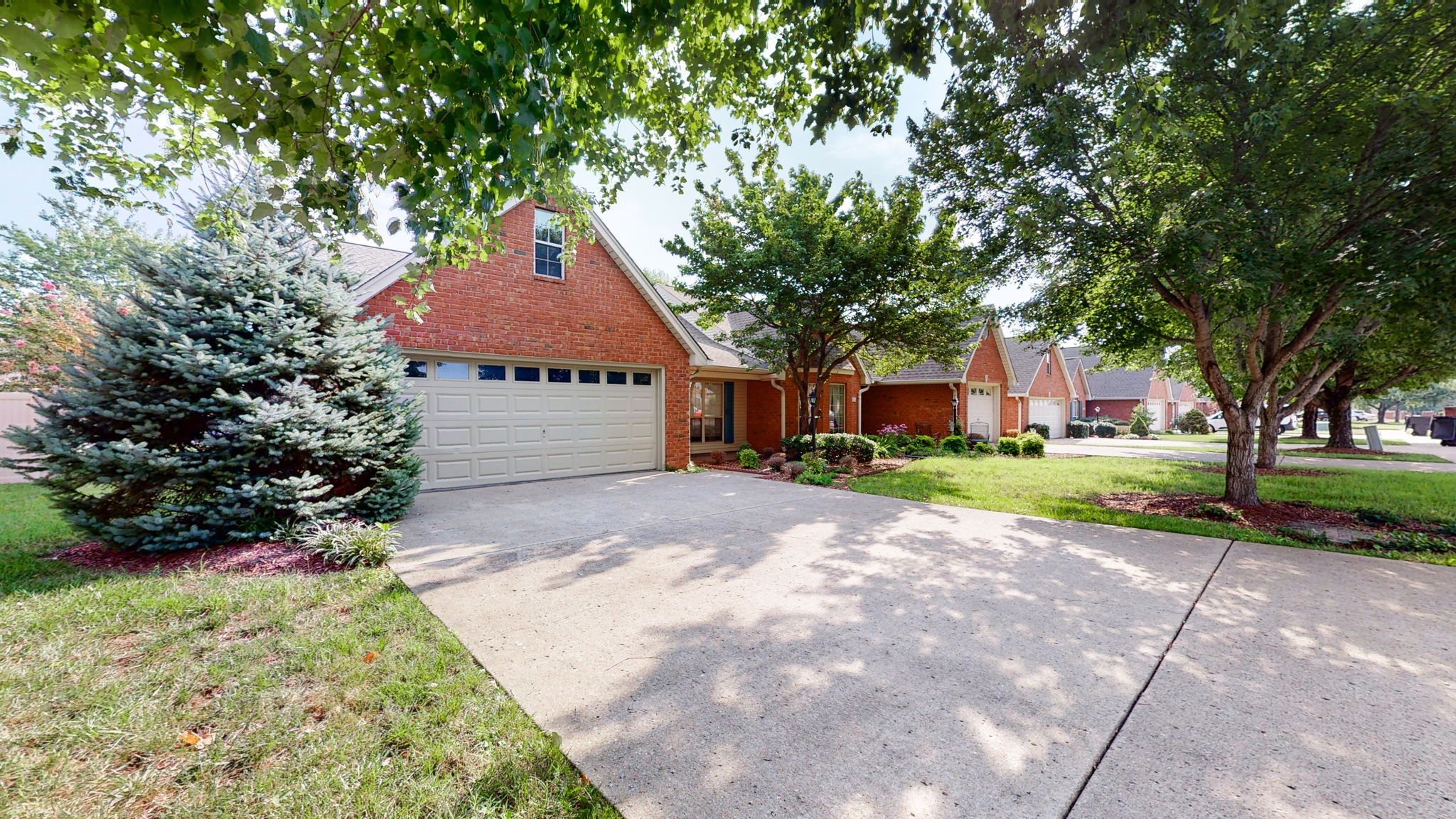 2230 River Rock Xing