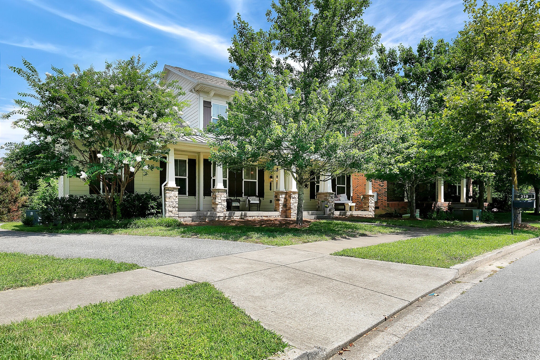 210 Watson View Dr