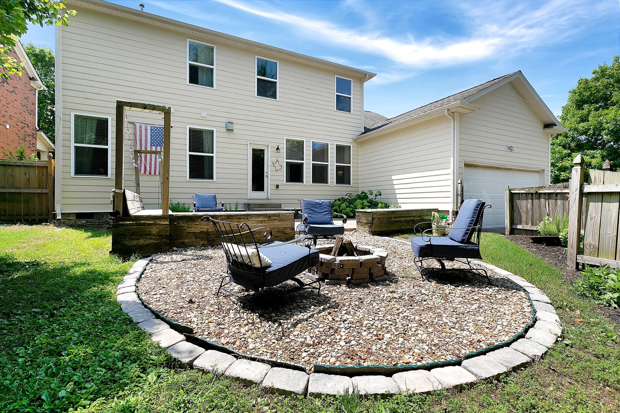 210 Watson View Dr