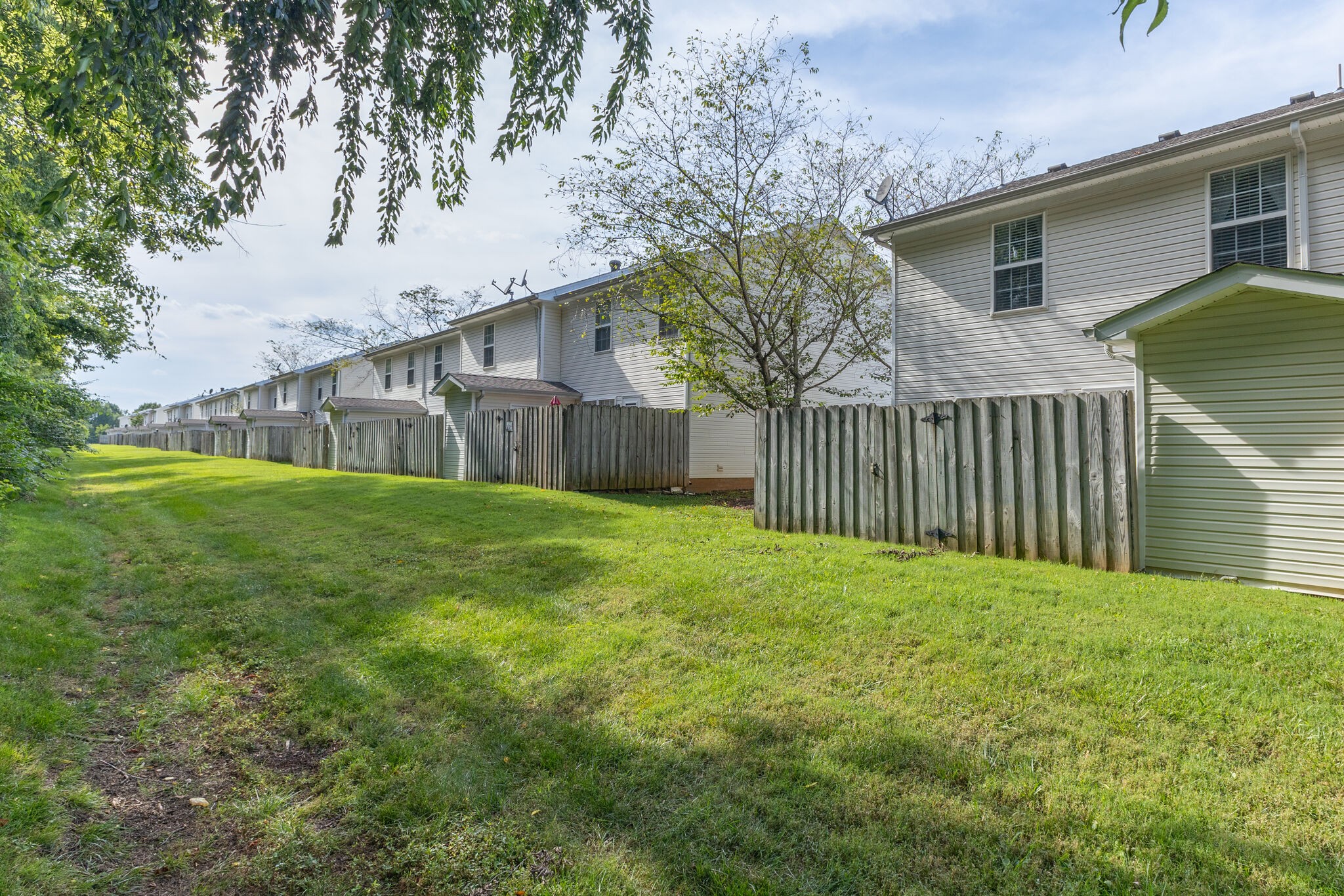 317 Shoshone Pl