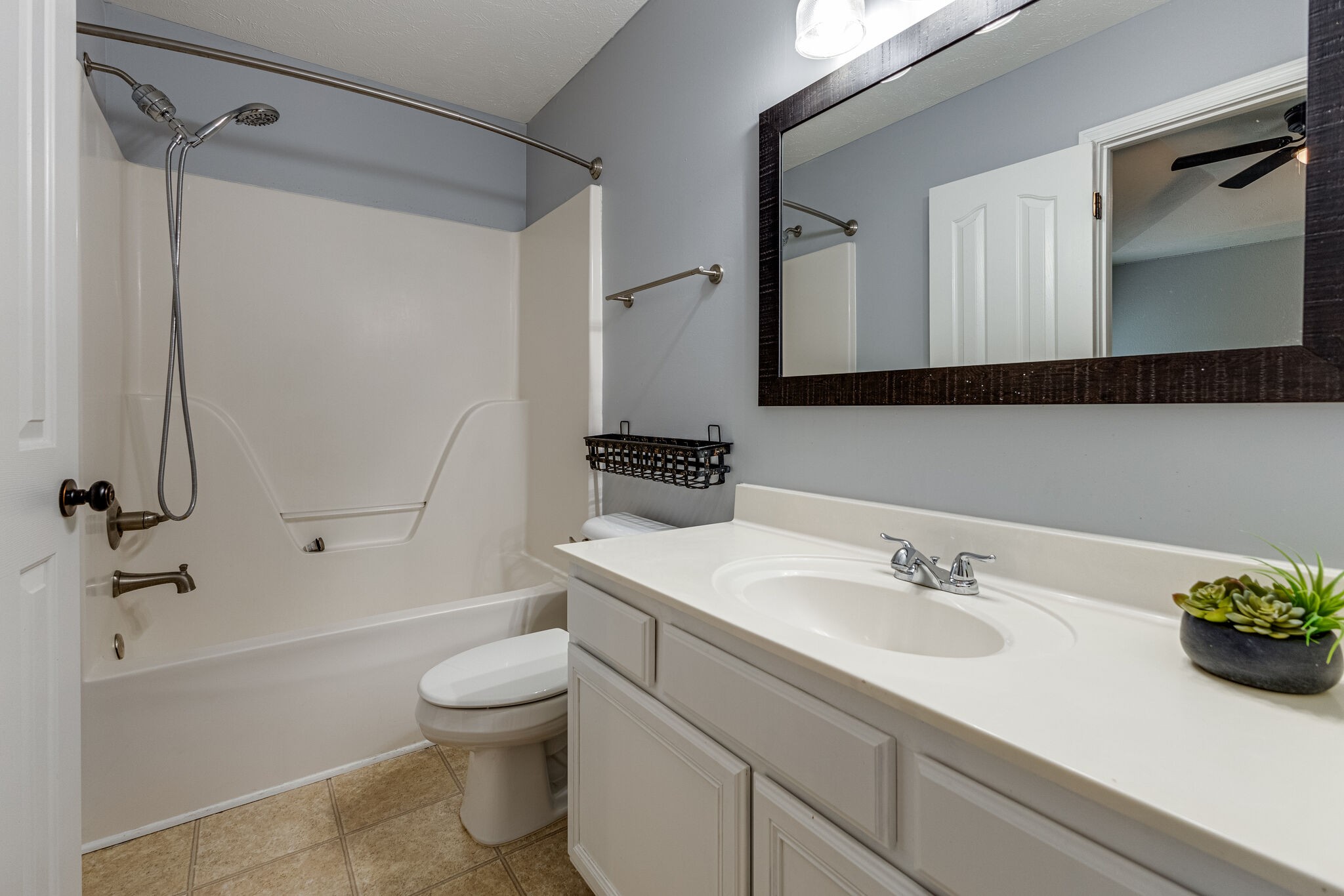 317 Shoshone Pl