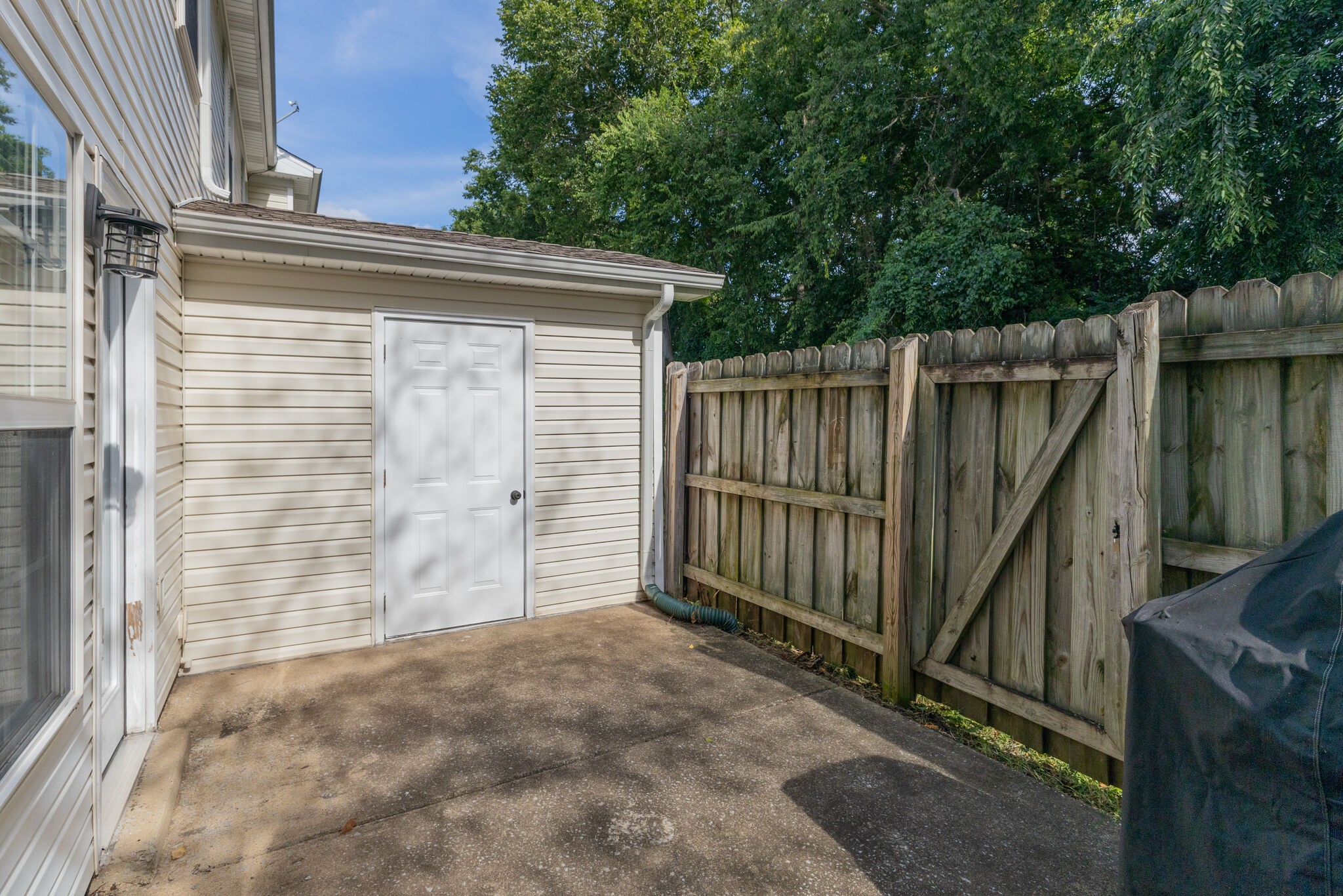 317 Shoshone Pl