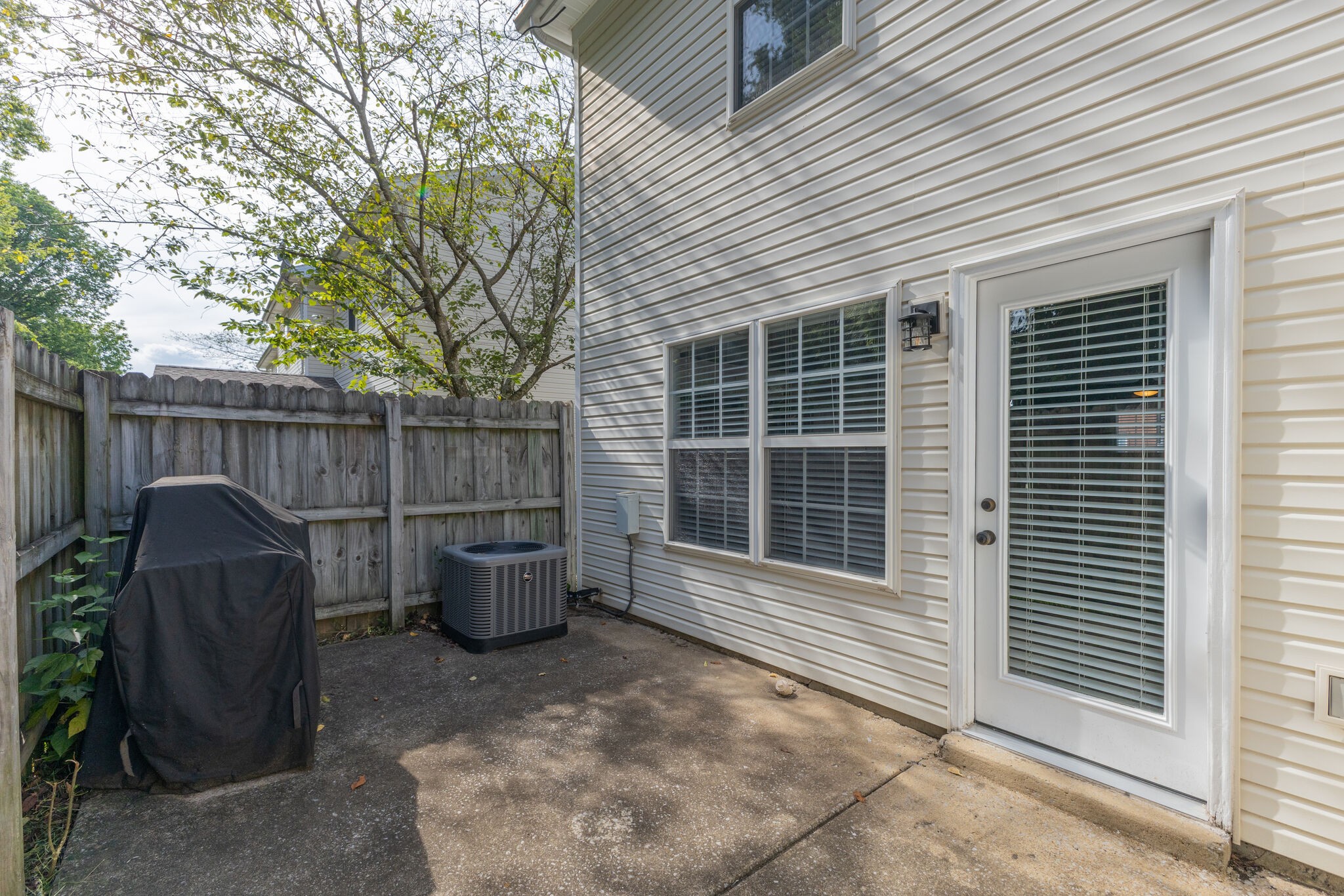 317 Shoshone Pl