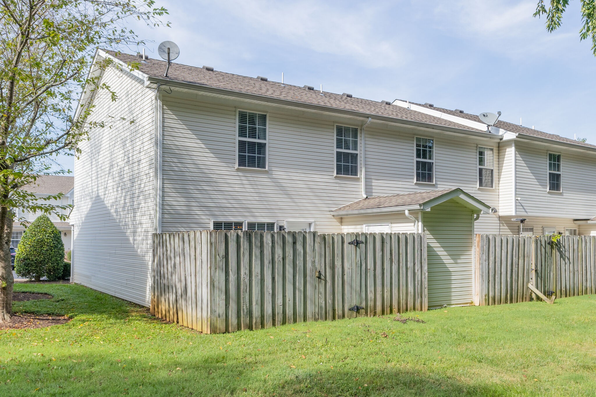 317 Shoshone Pl