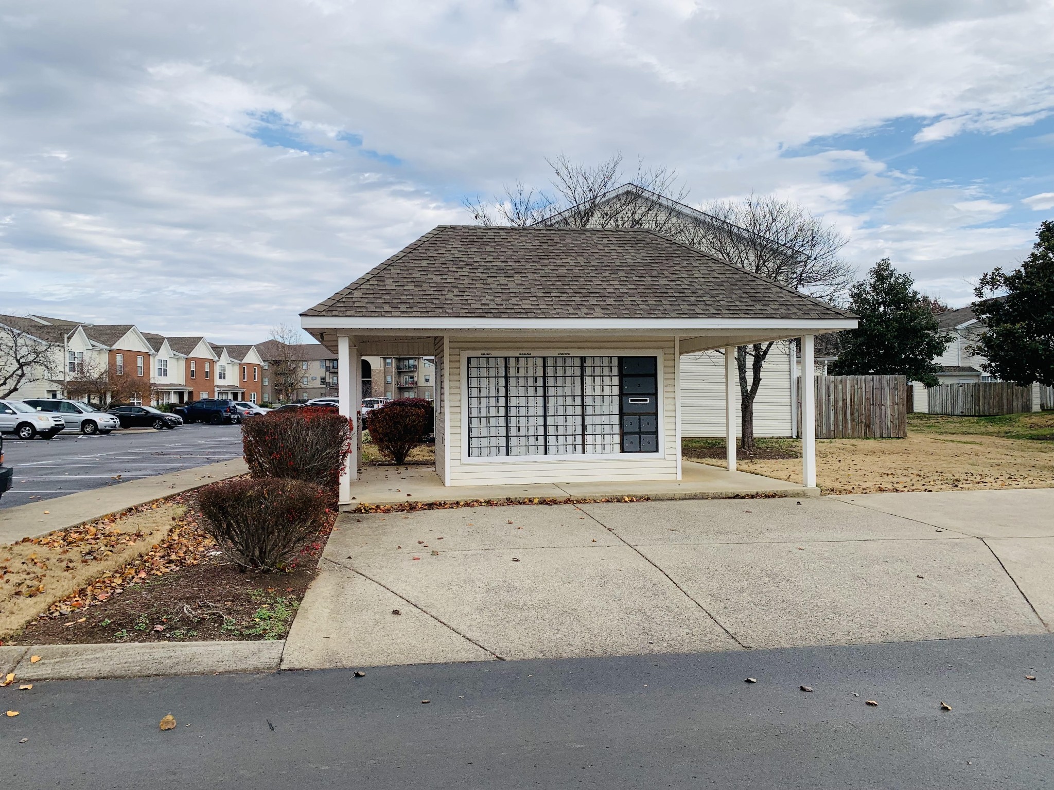 317 Shoshone Pl
