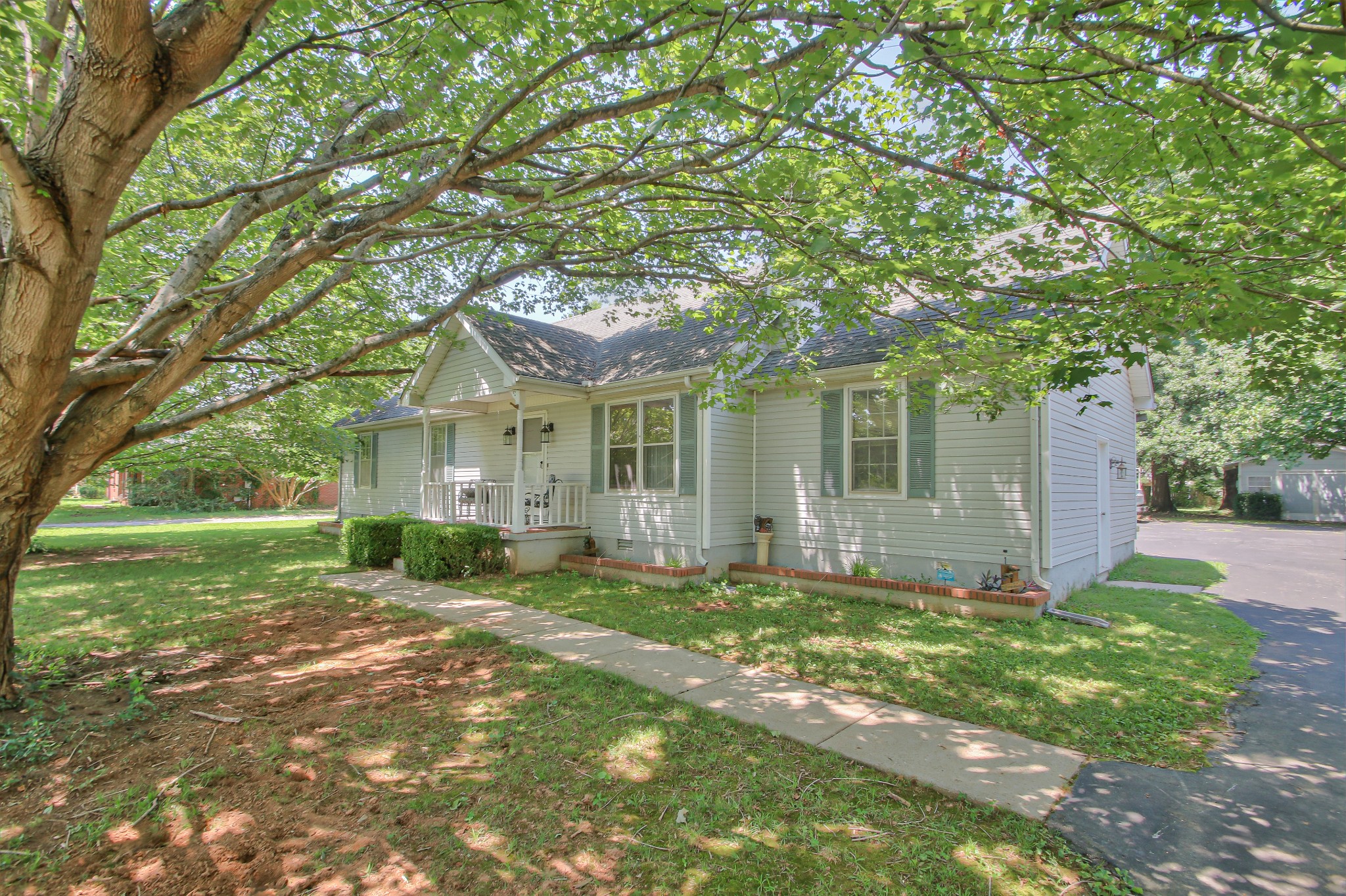 132 Lynnford Dr