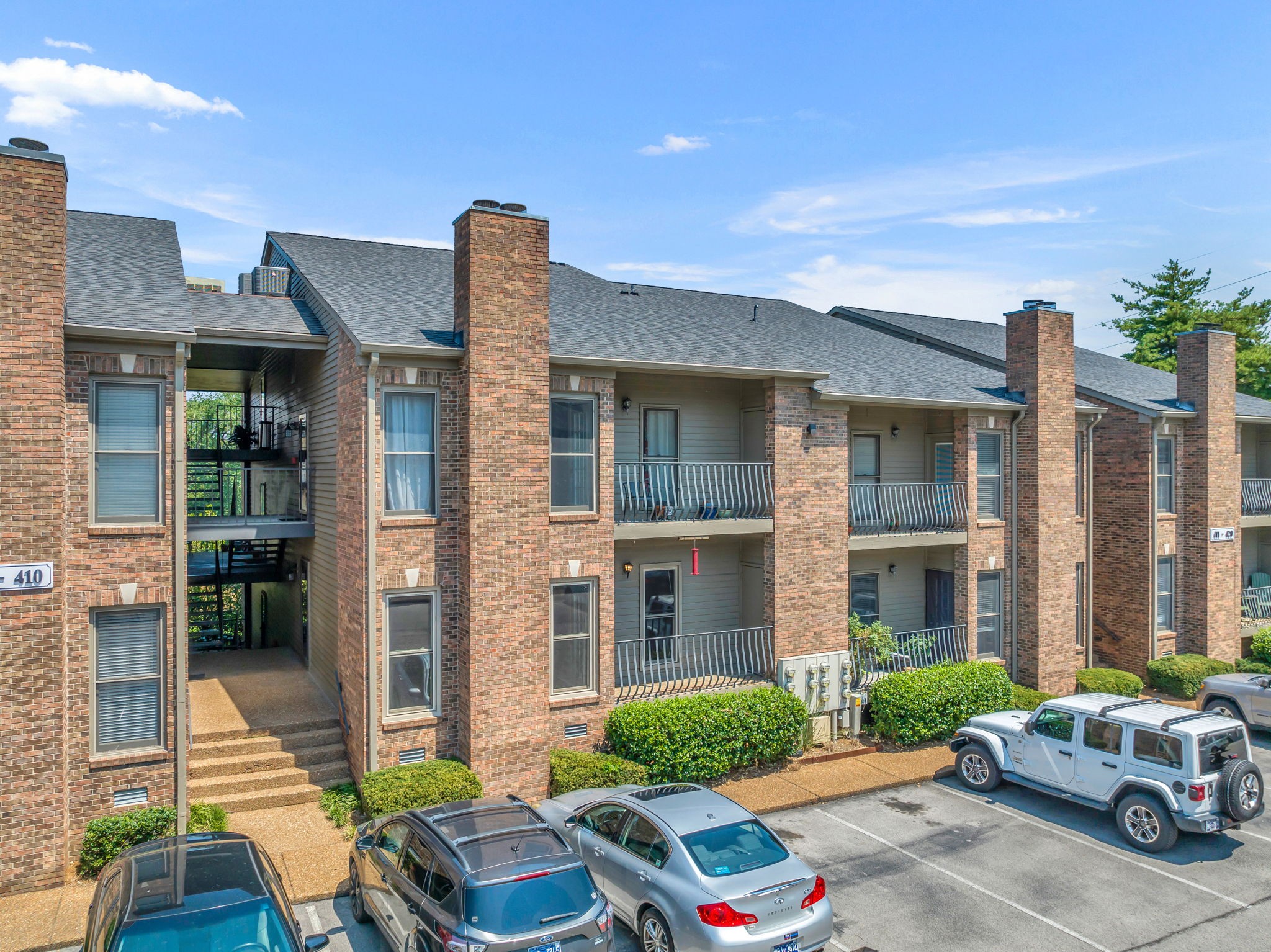 404 Sloan Rd