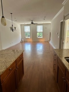 2112 Acklen Ave Unit: 204