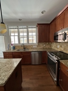 2112 Acklen Ave Unit: 204