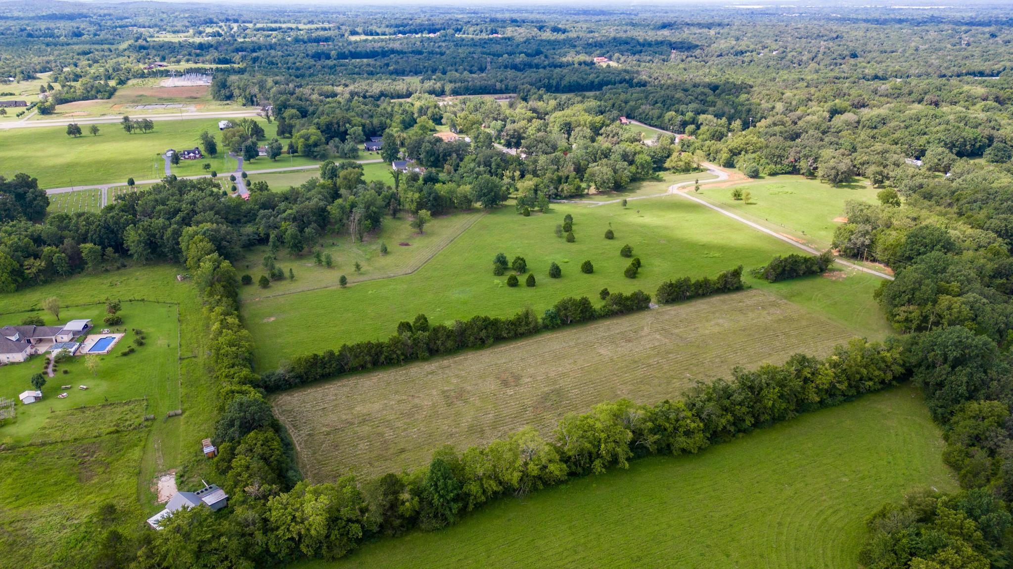 4889 Woodbury Pike
