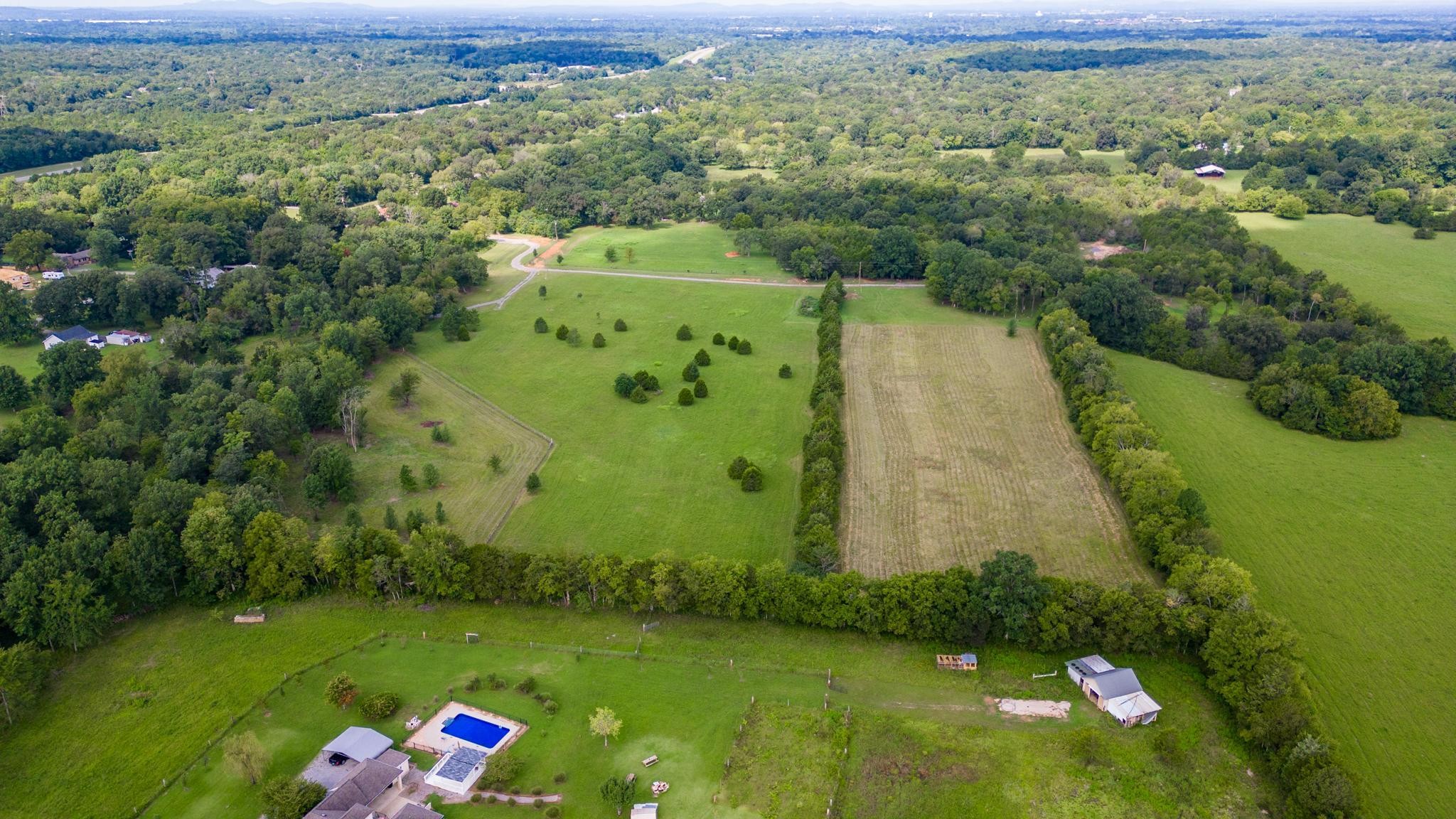 4889 Woodbury Pike