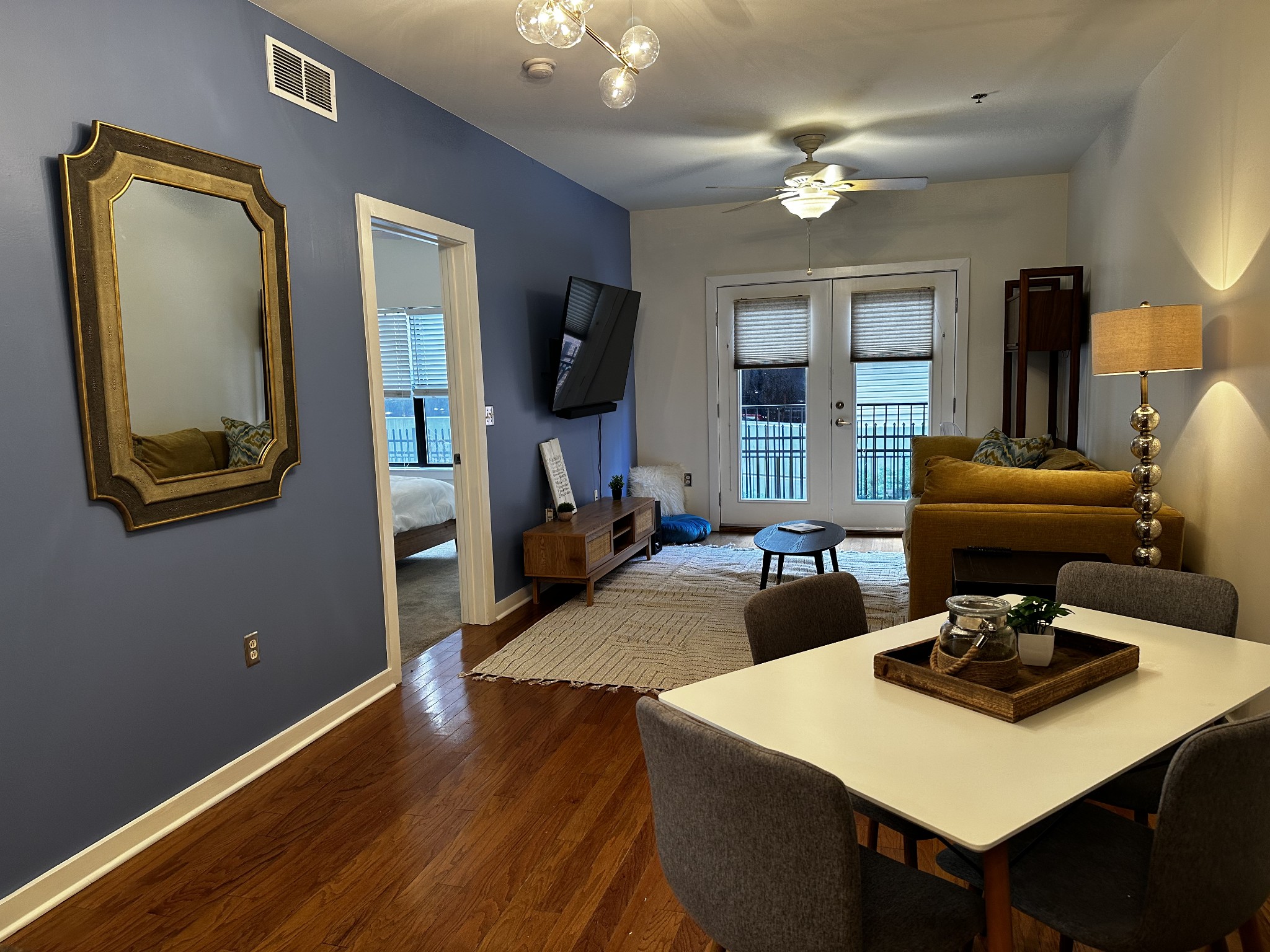 1803 Broadway Unit: 219