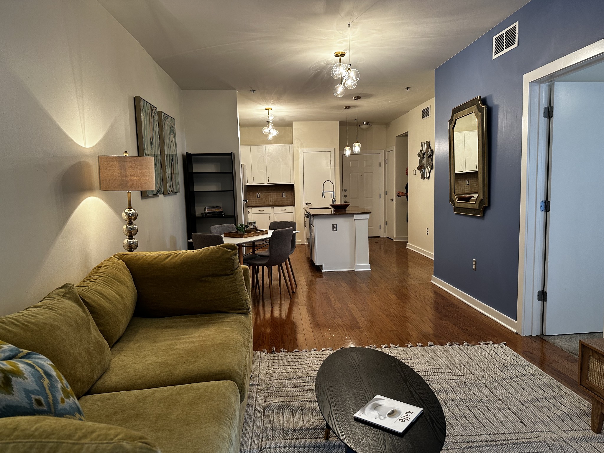 1803 Broadway Unit: 219