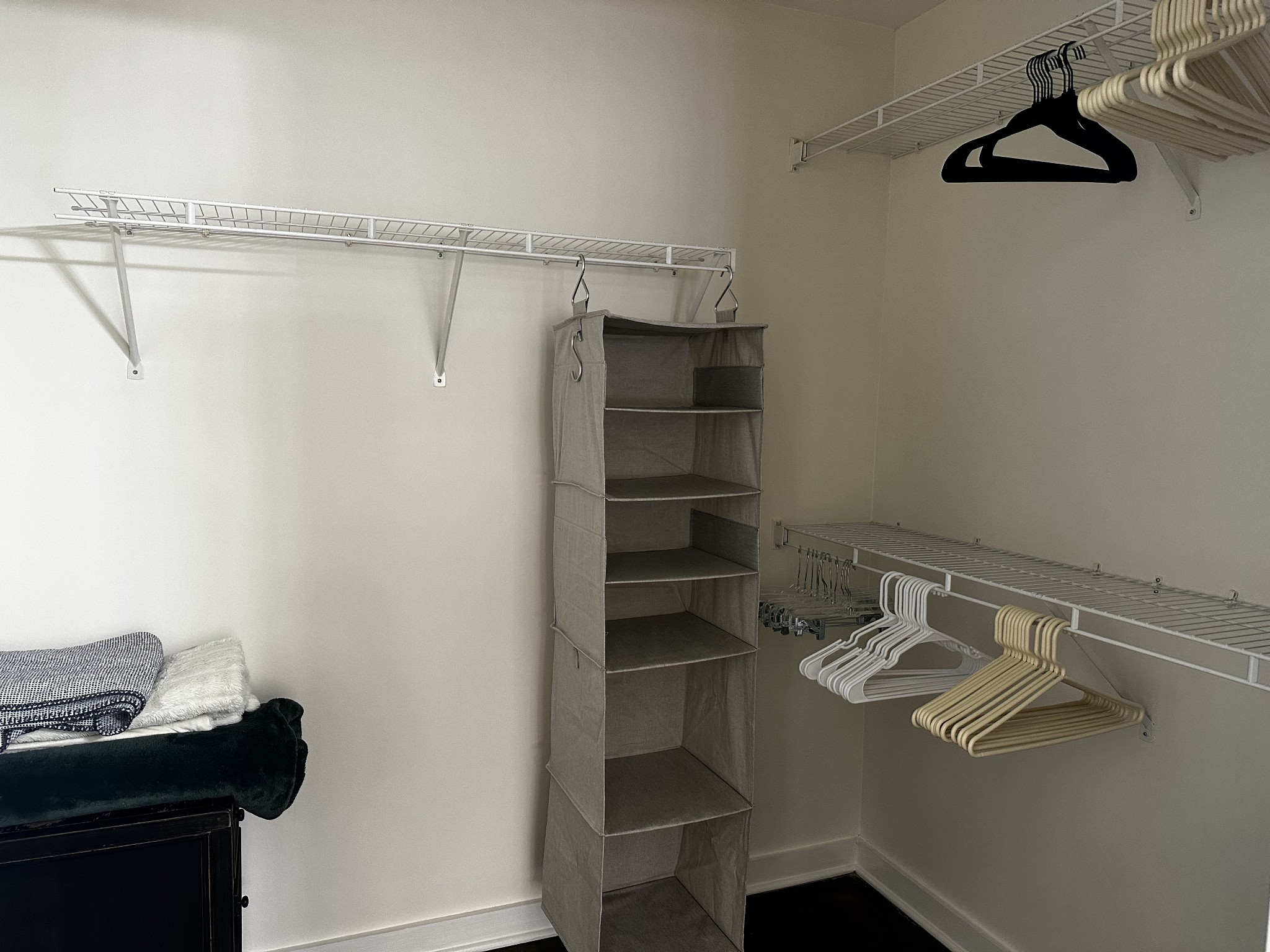 1803 Broadway Unit: 219
