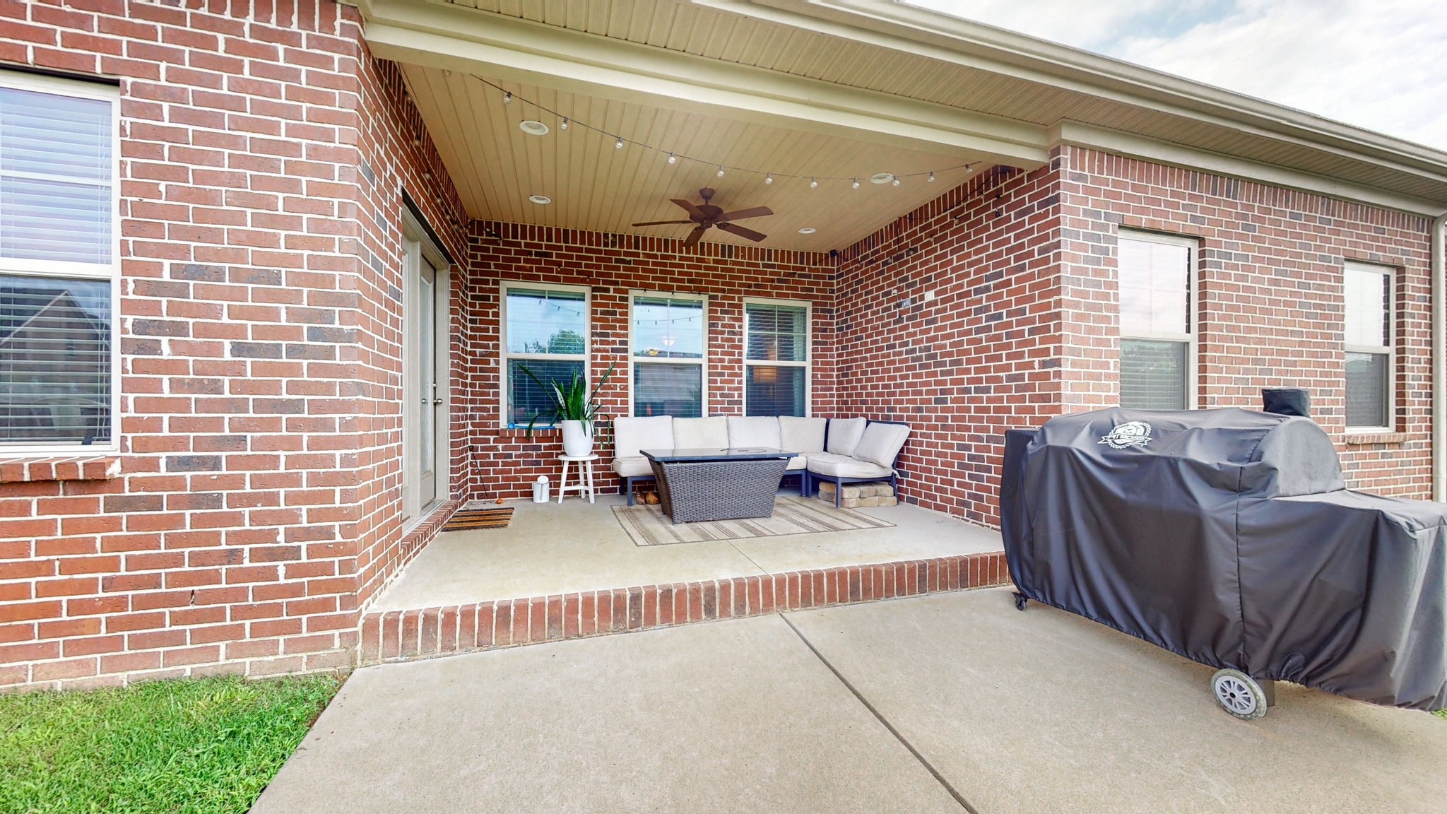 1019 Selous Dr