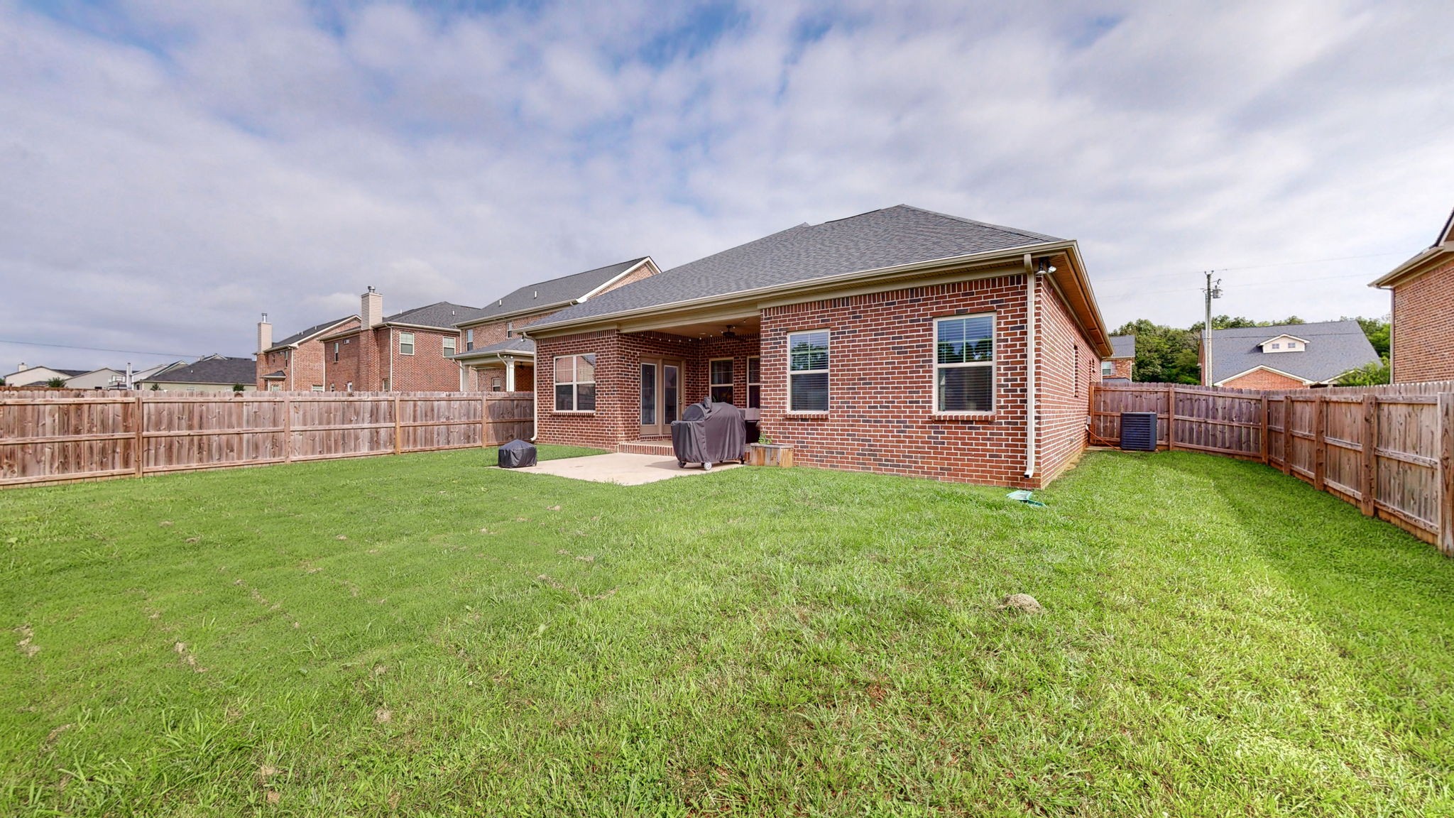1019 Selous Dr
