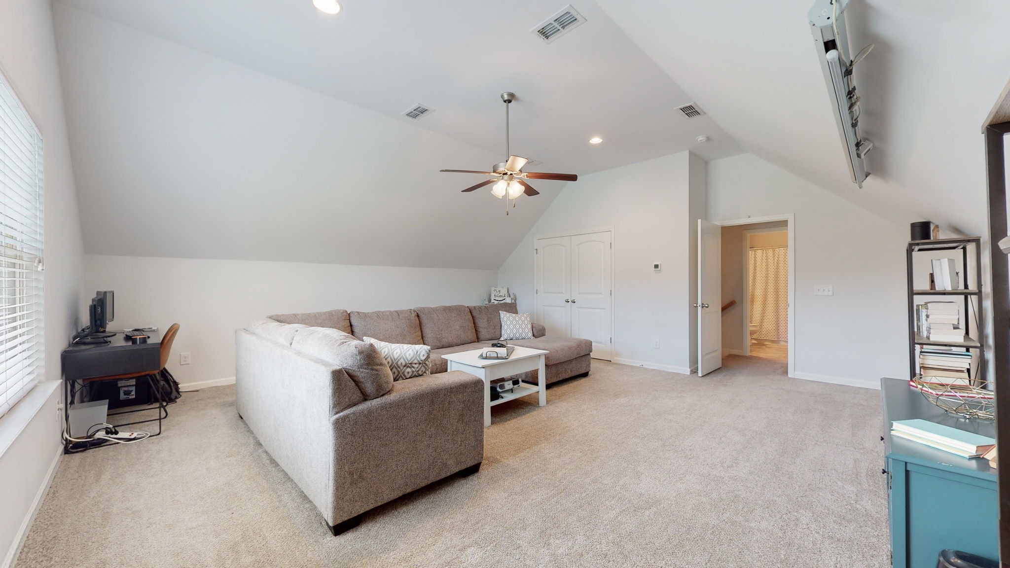 1019 Selous Dr