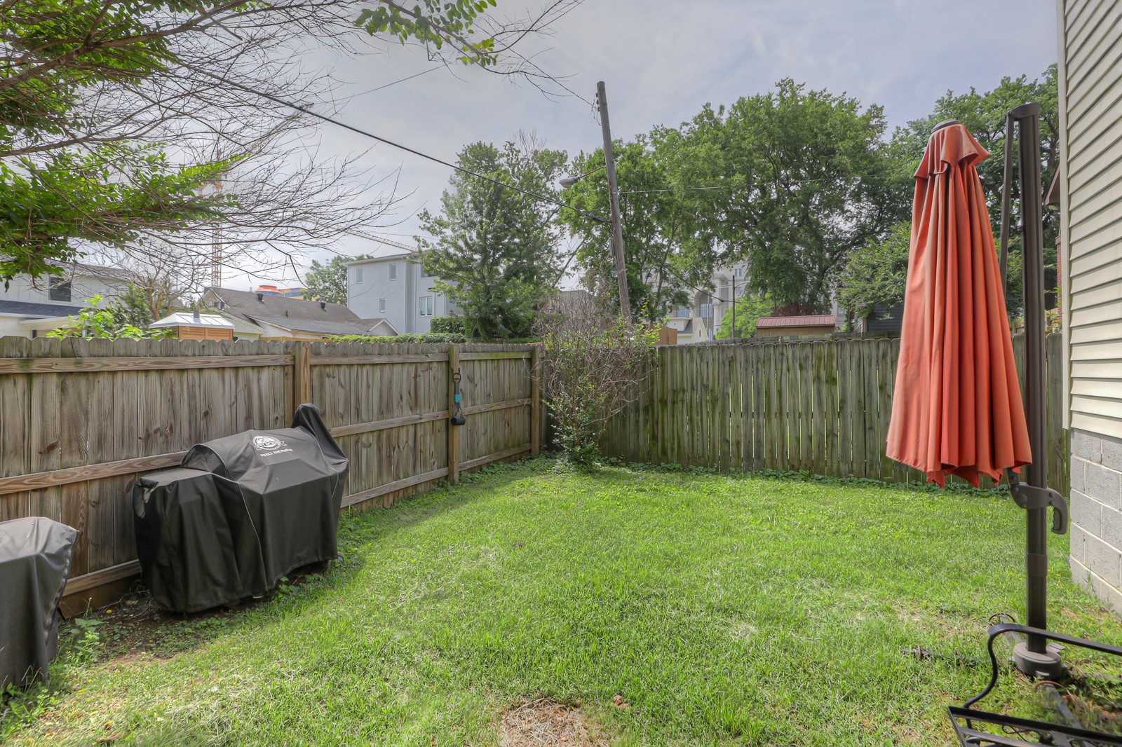 1714B Villa Pl