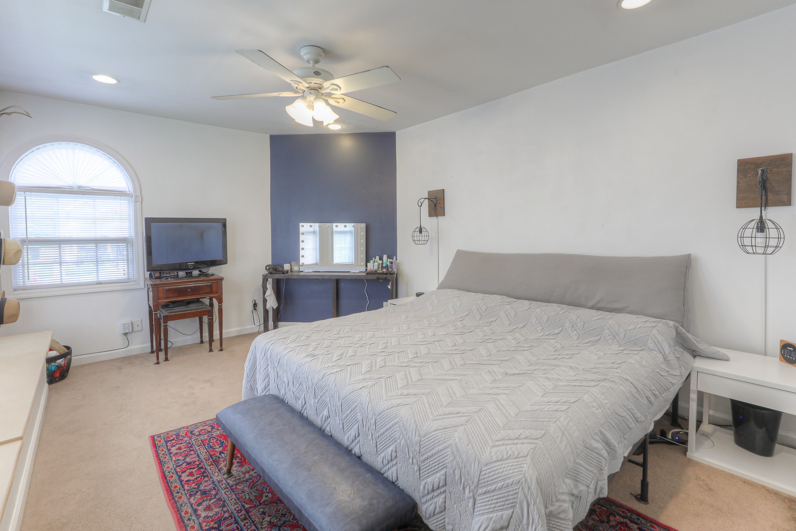 1714B Villa Pl