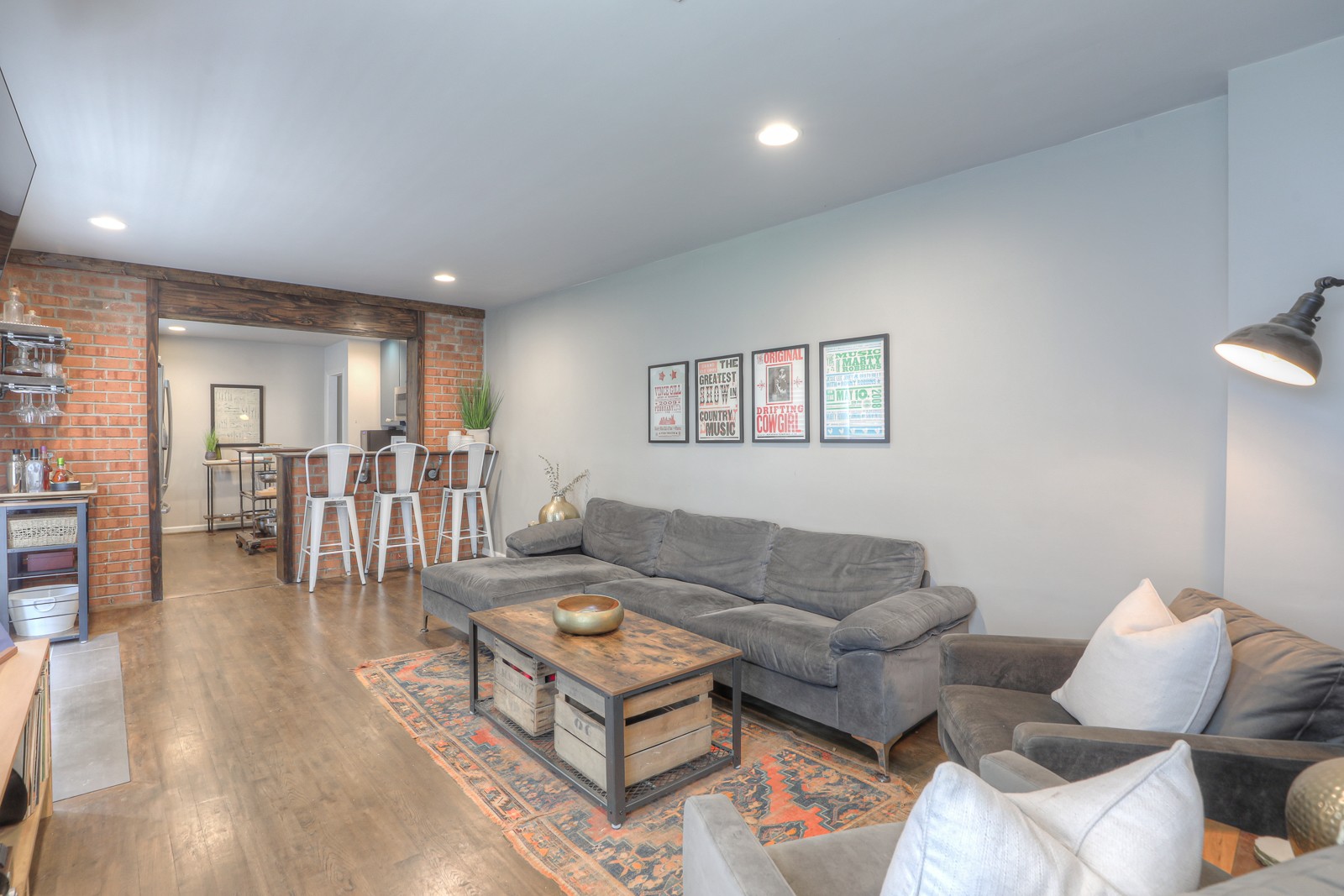 1714B Villa Pl