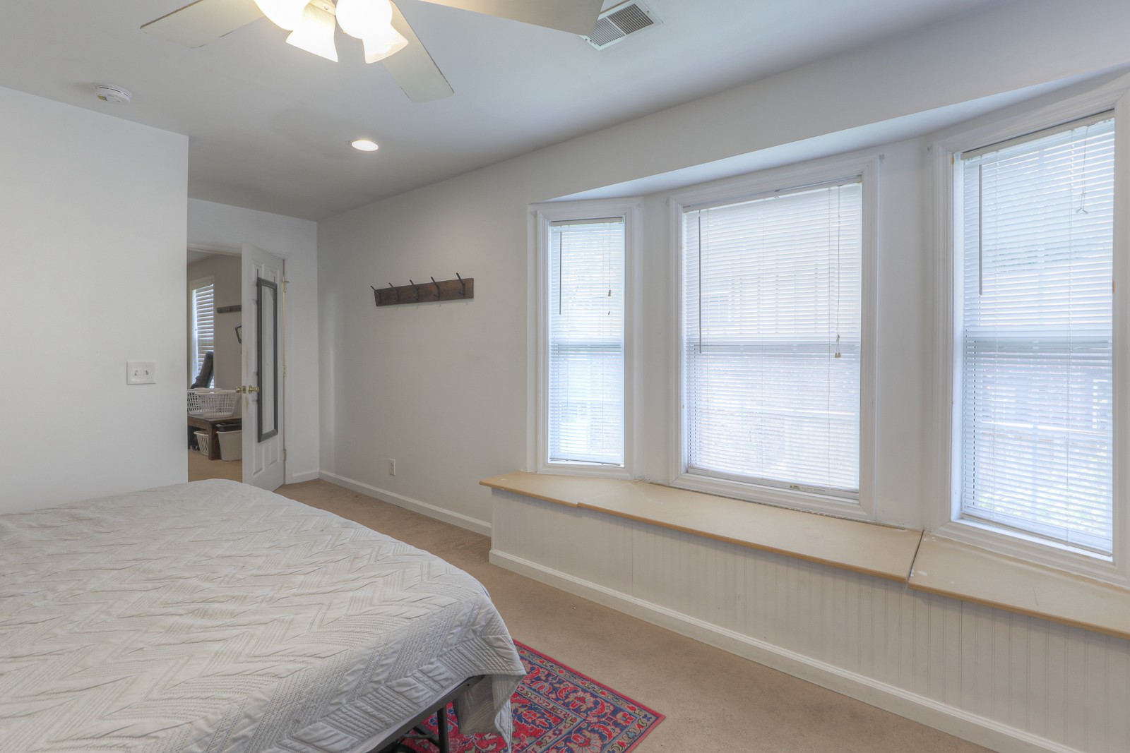 1714B Villa Pl