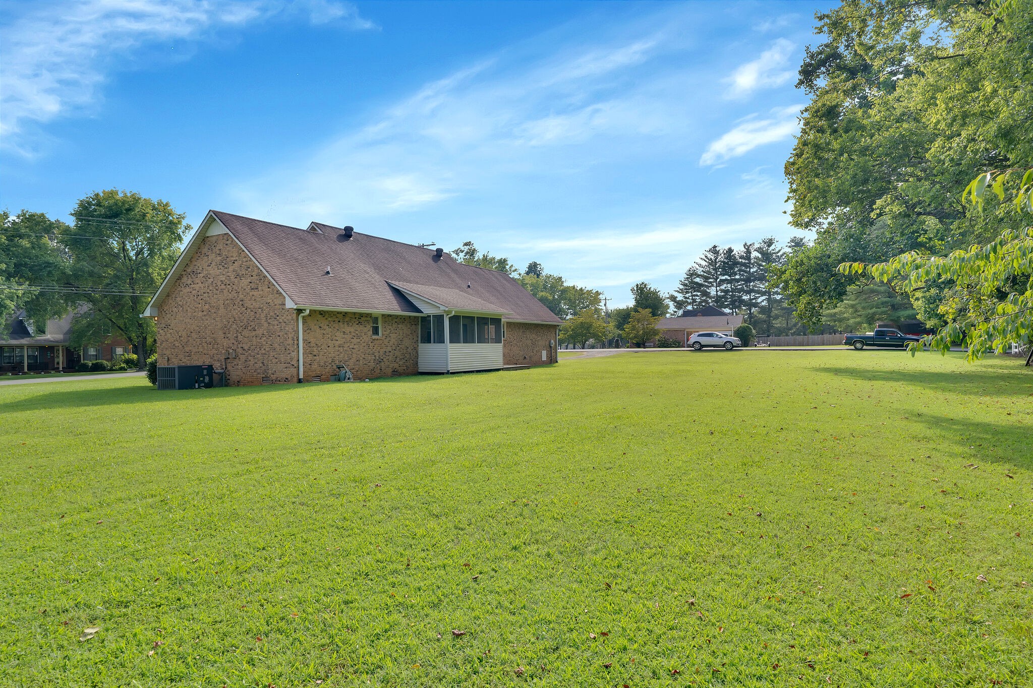 112 Juniper Dr