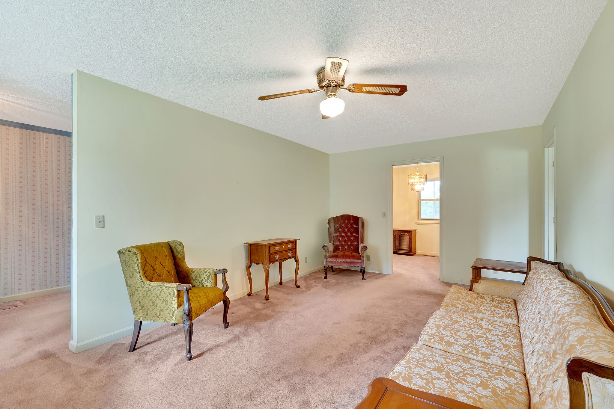 112 Juniper Dr