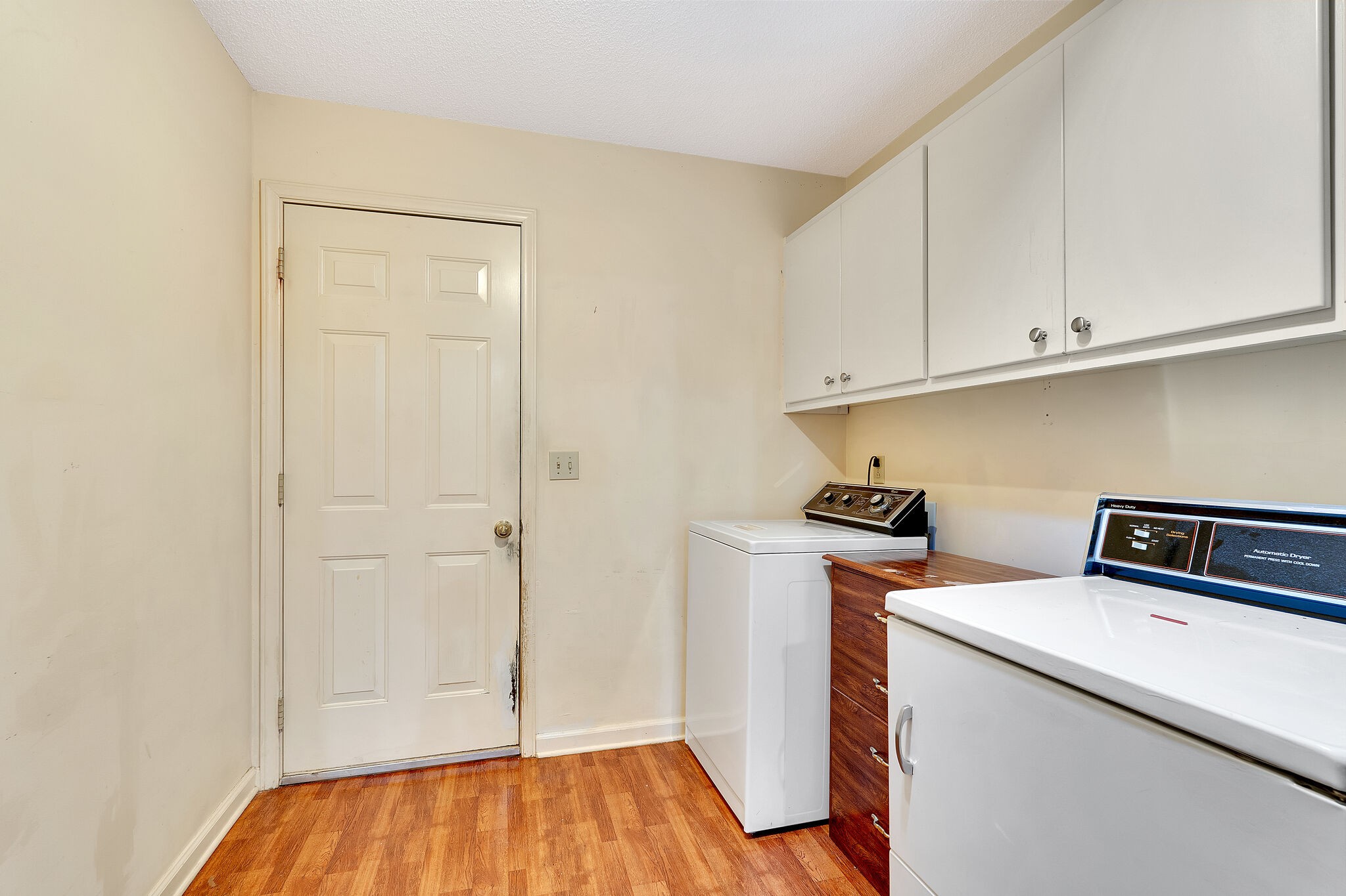 112 Juniper Dr
