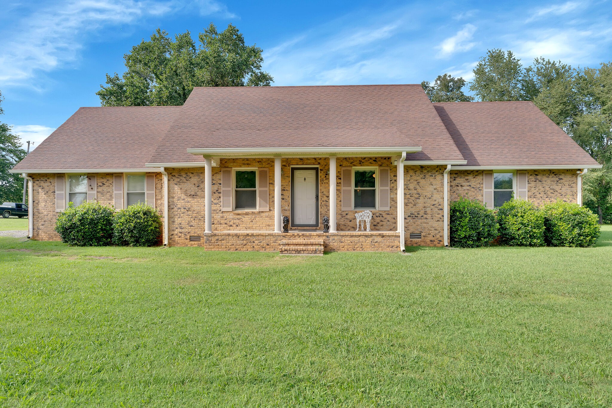112 Juniper Dr