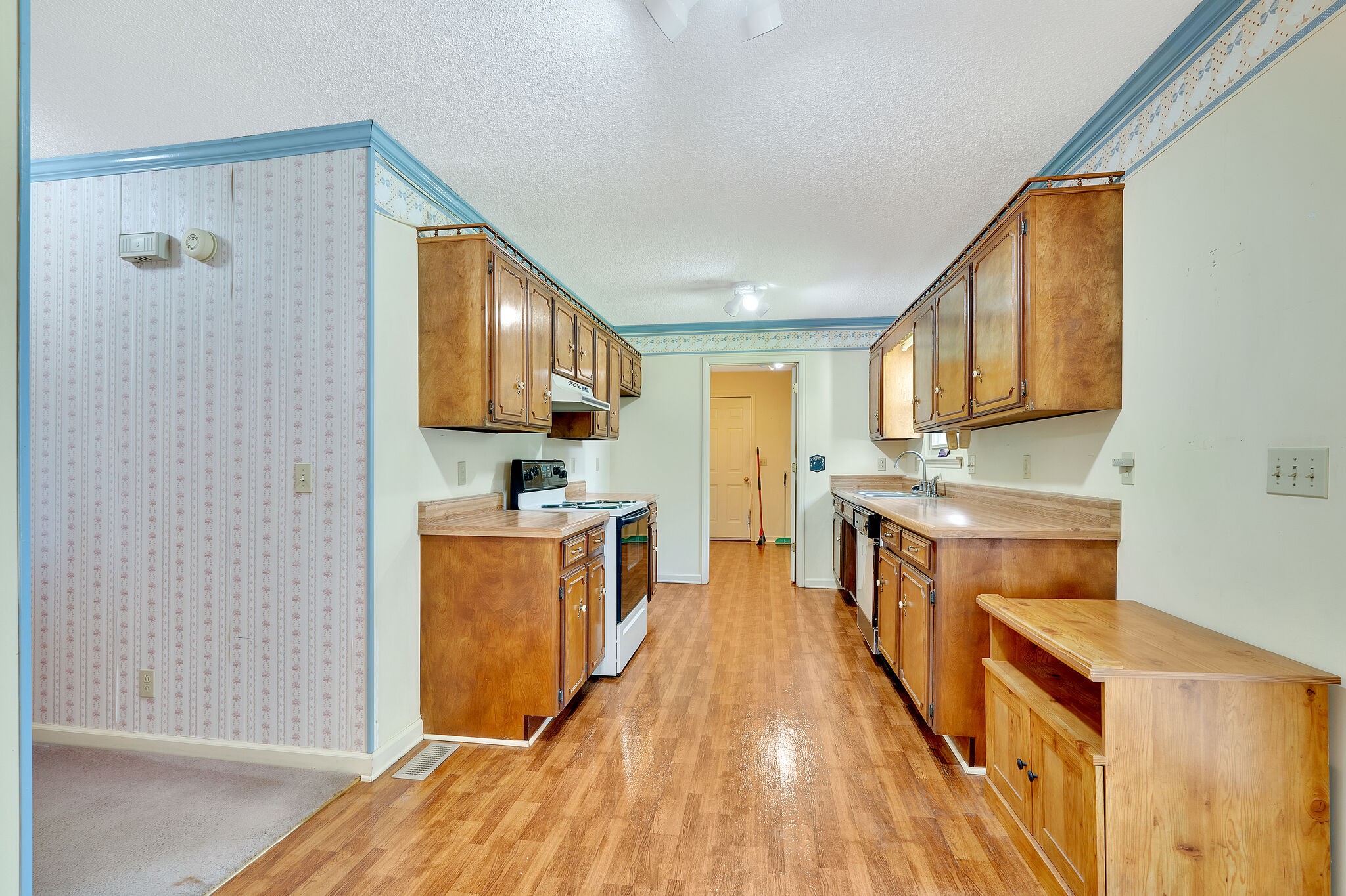 112 Juniper Dr