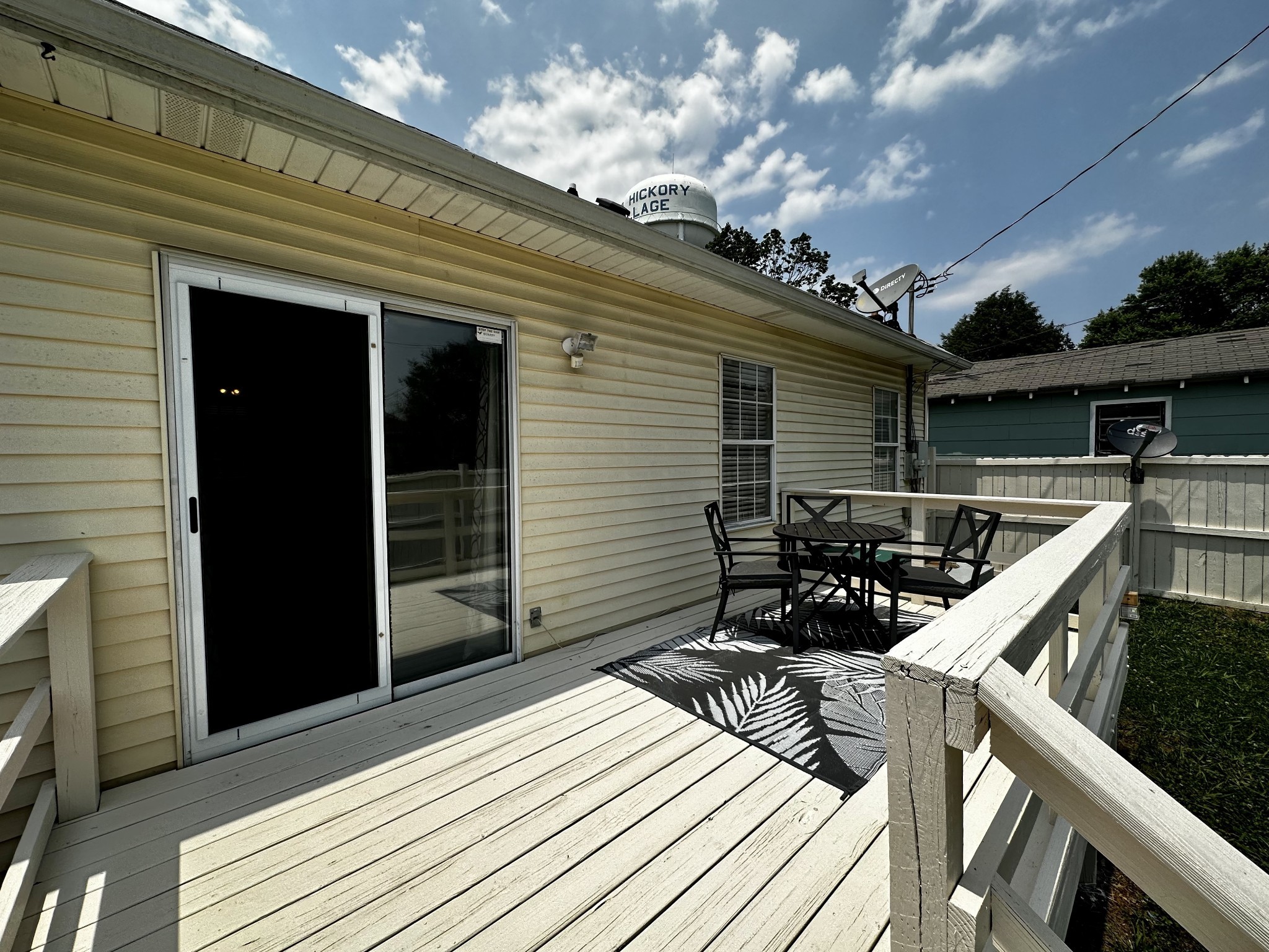 609 Hadley Ave
