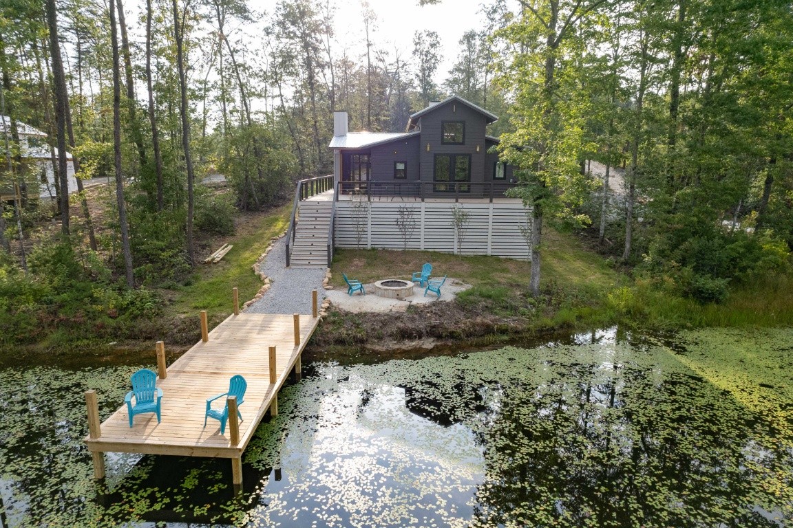 197 Hemlock Cove