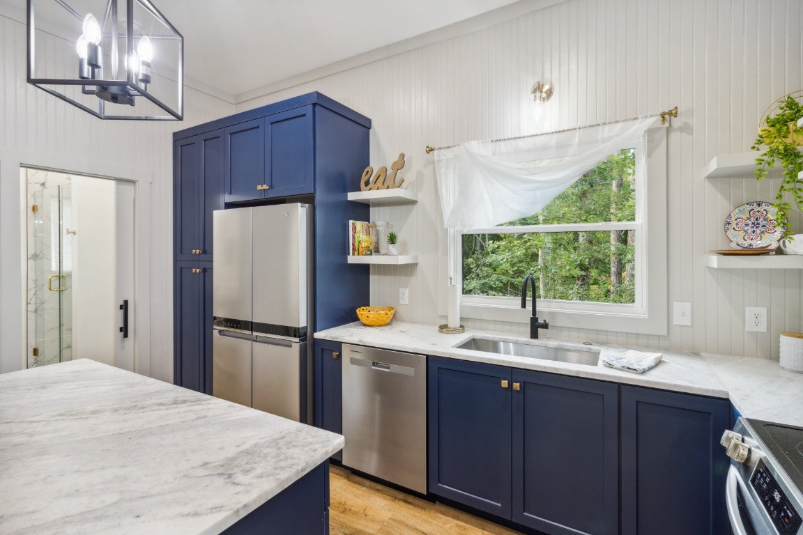 197 Hemlock Cove