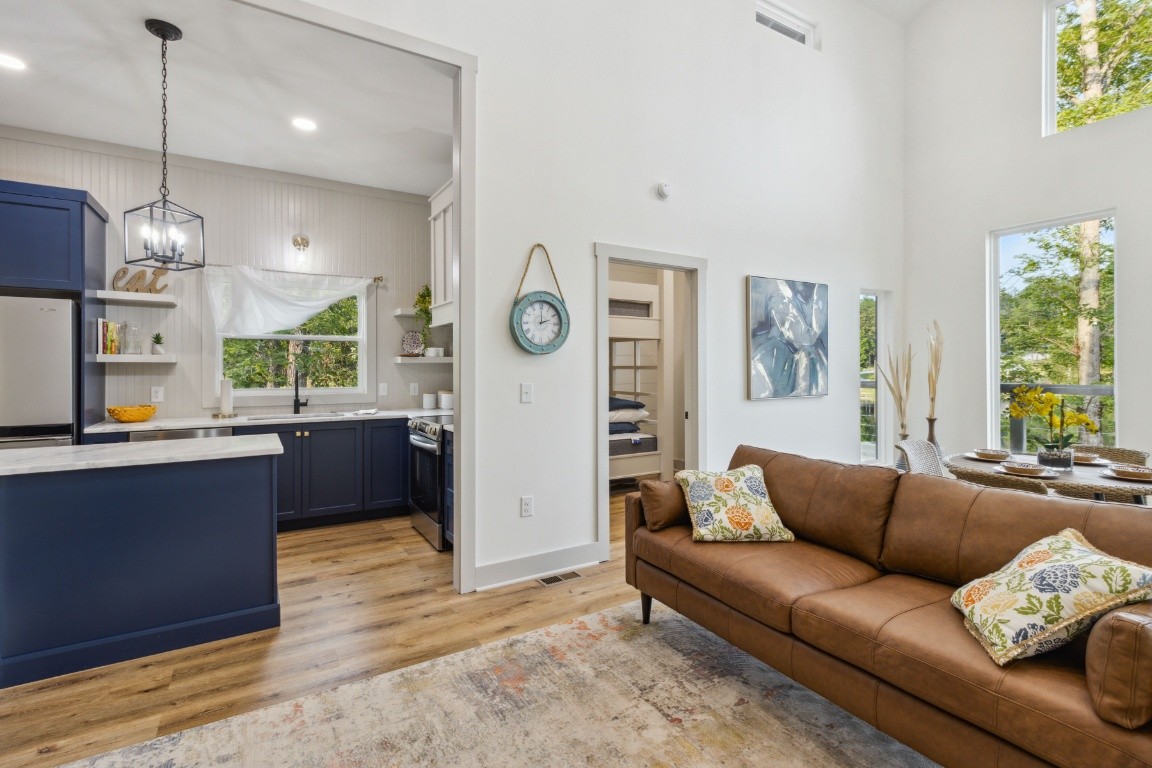 197 Hemlock Cove