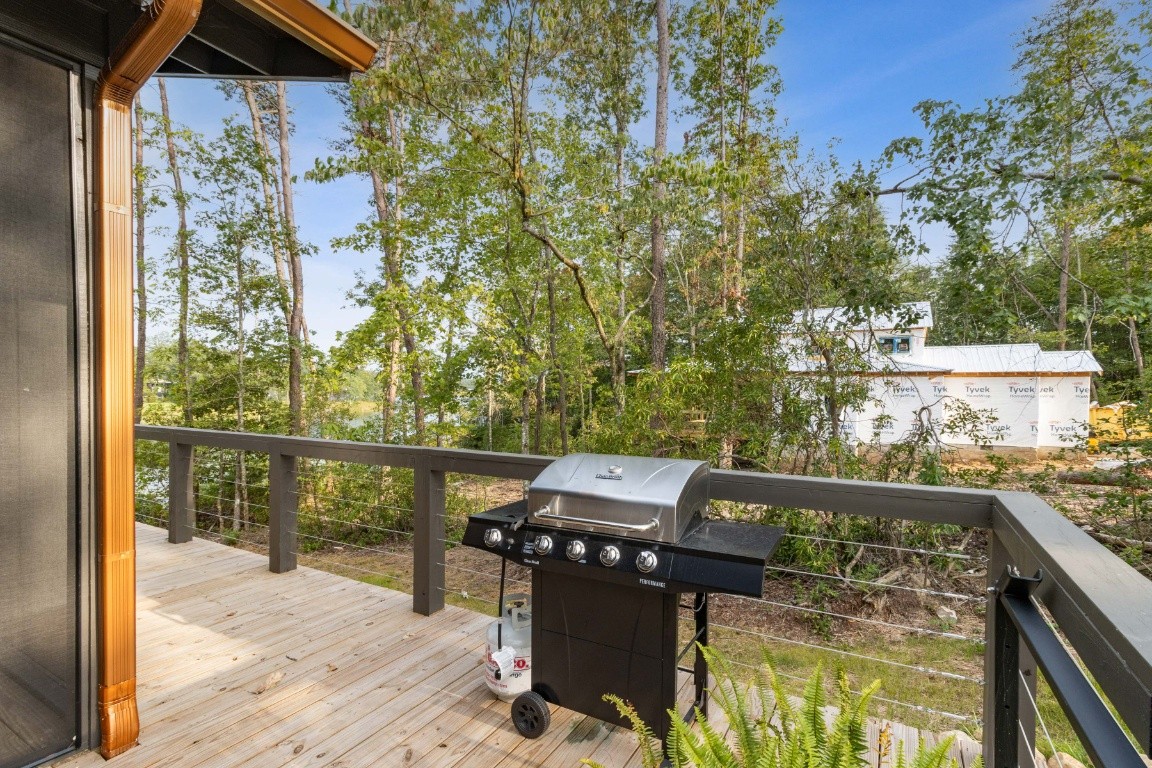 197 Hemlock Cove