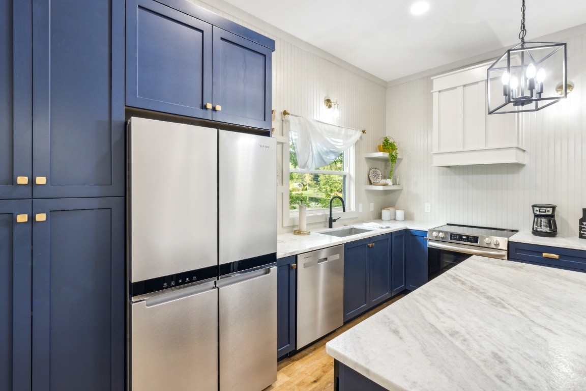 197 Hemlock Cove