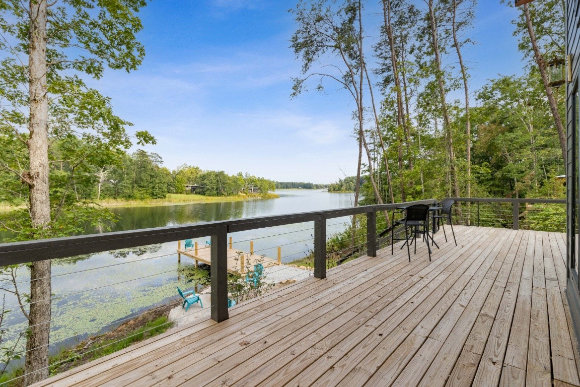 197 Hemlock Cove