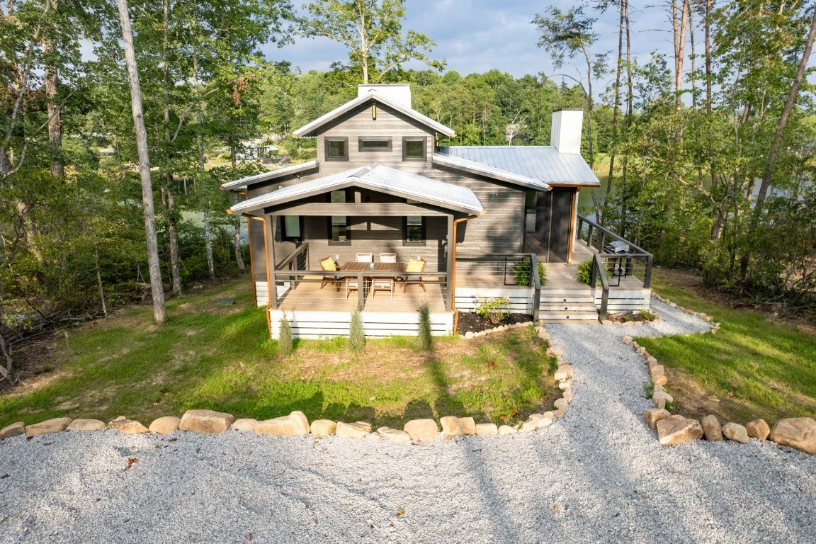 197 Hemlock Cove