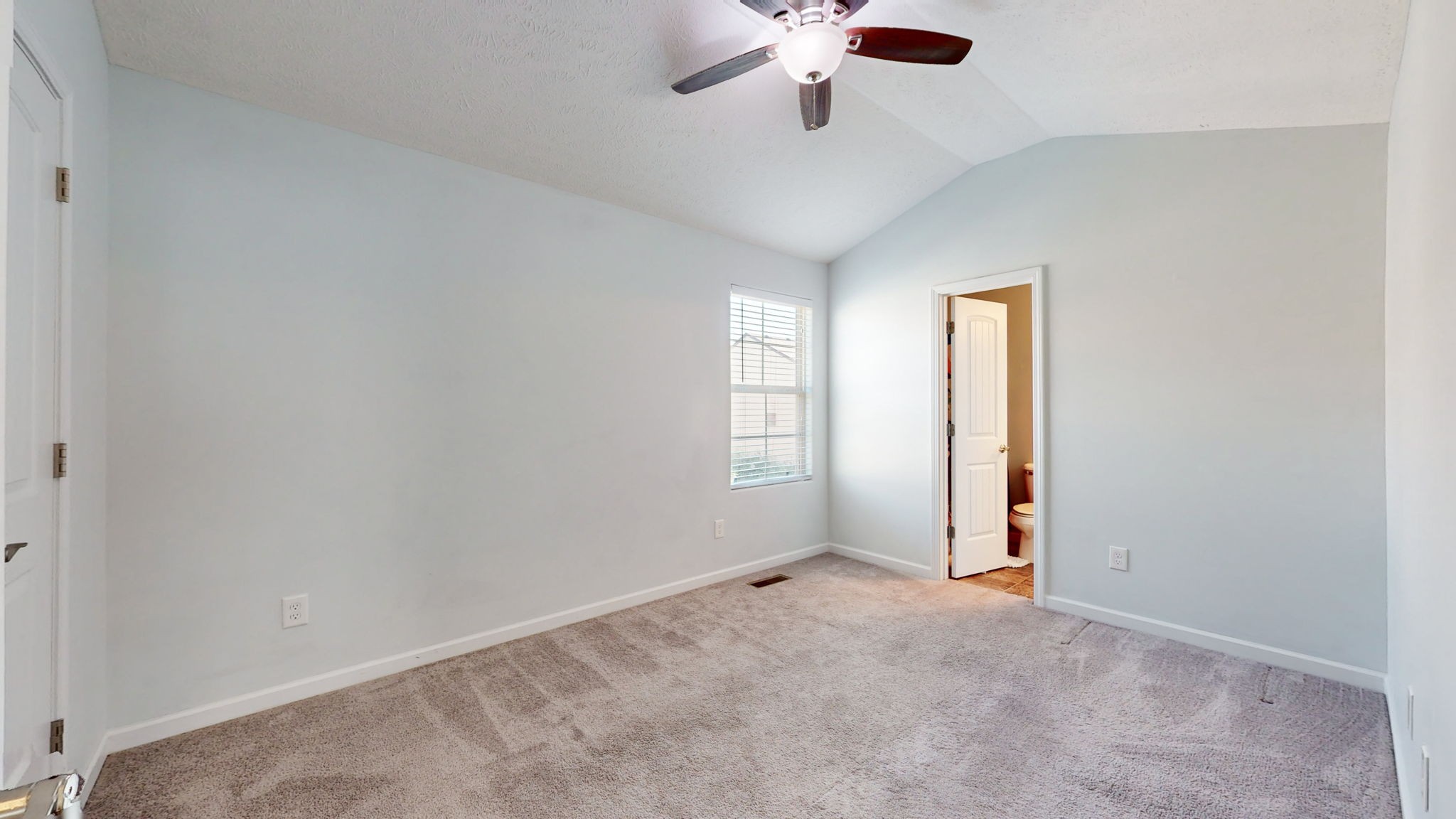 5318 Dan Post Way