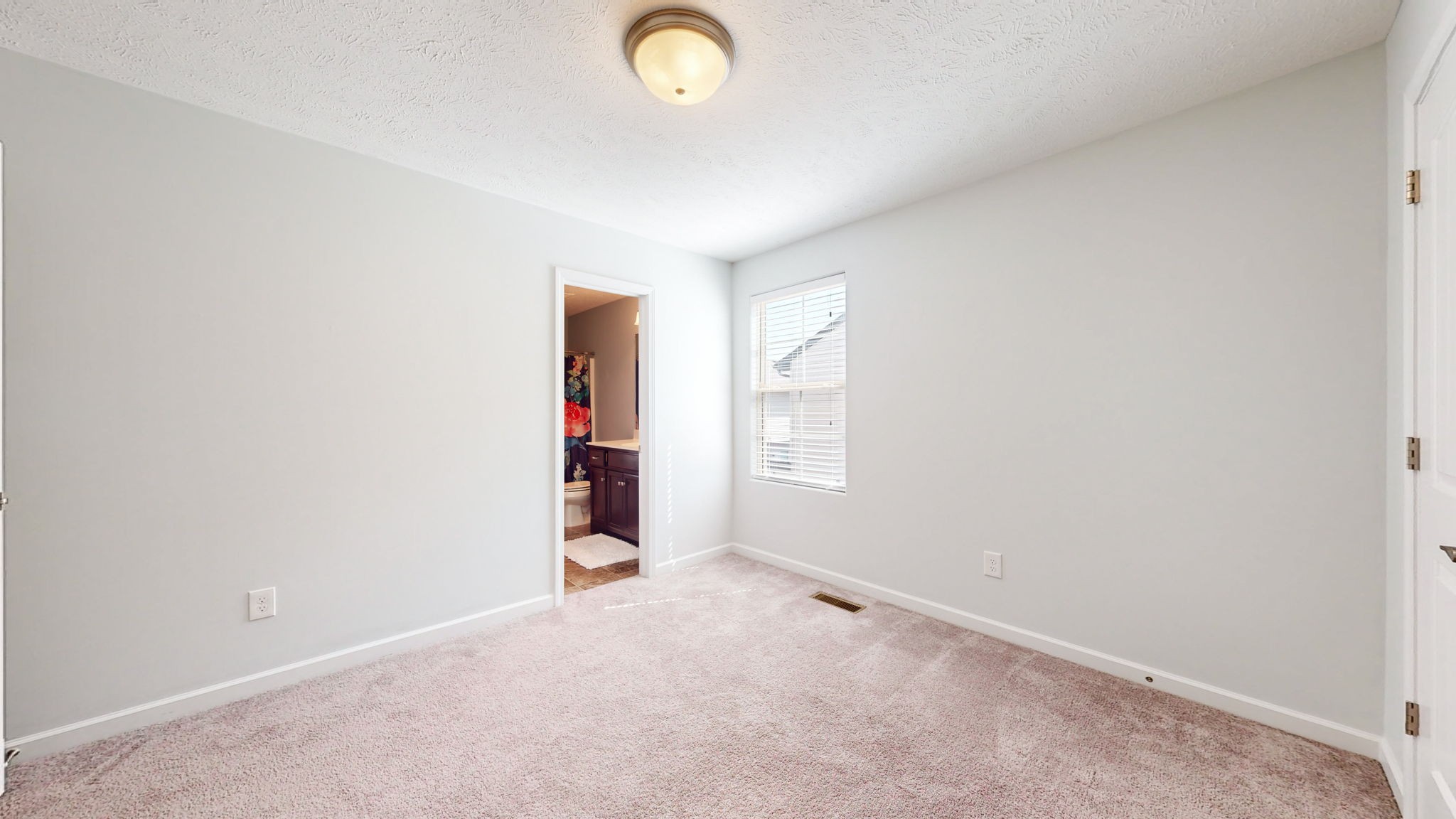 5318 Dan Post Way