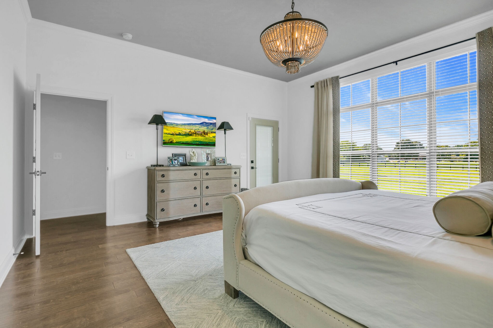 2109 Irby Ln